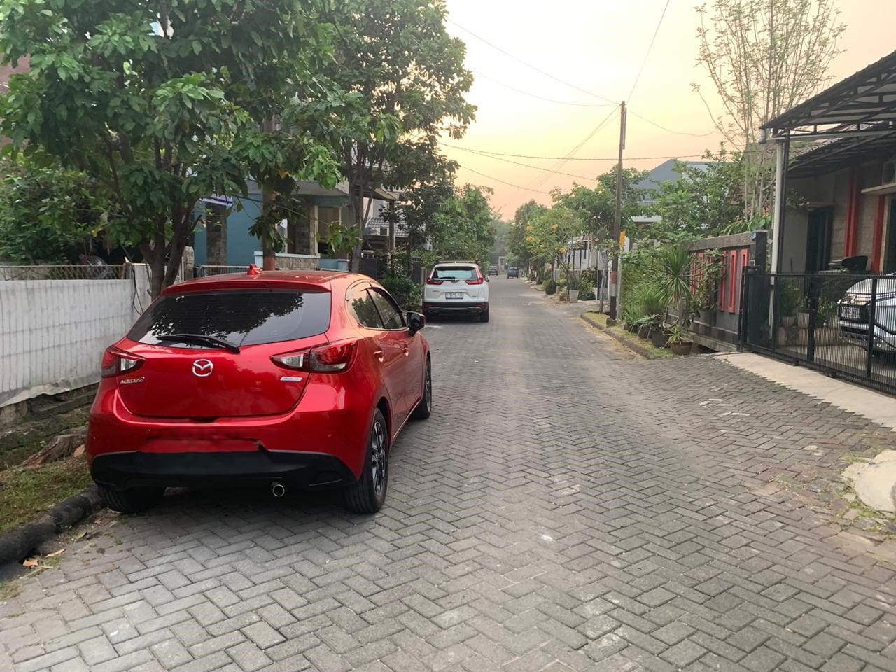 Jual Cepat Rumah Bagus di Kemang Pratama Bekasi (EF) - Foto 2