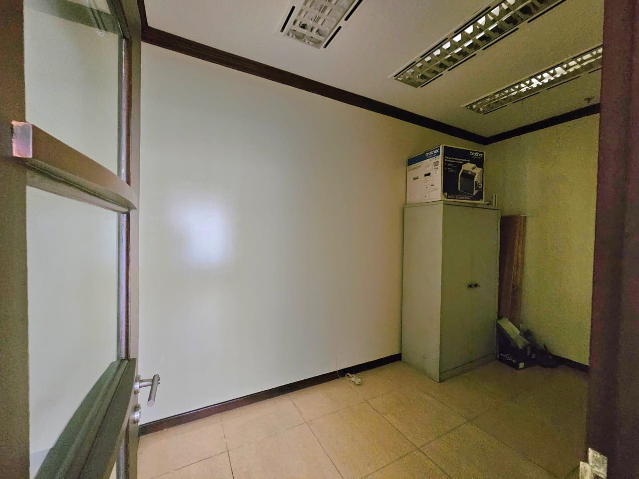 Sewa Ruang Kantor di Plaza Asia Senayan Jakarta Selatan (DI) - Foto 8