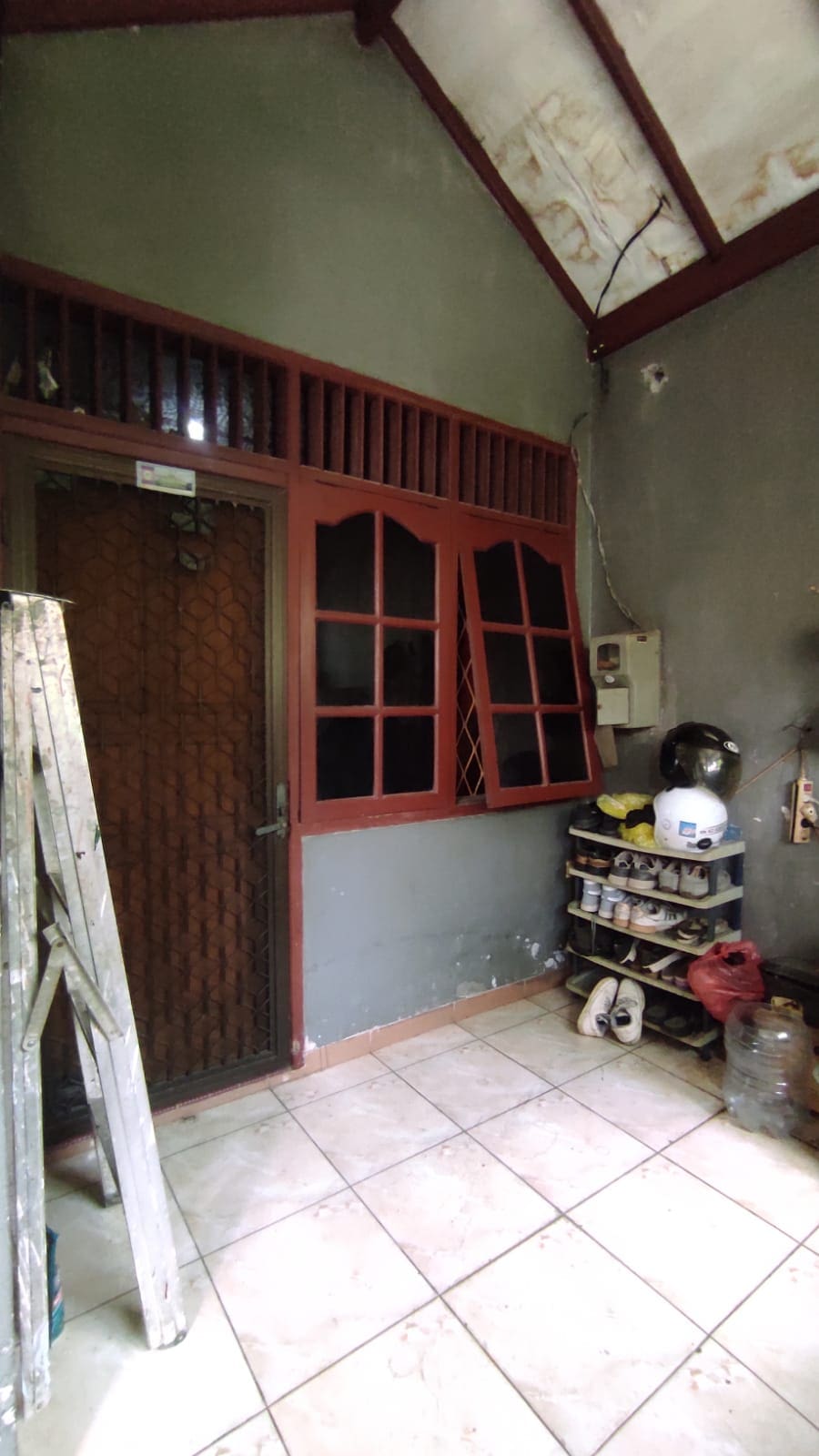 Turun Harga! Rumah Sederhana 2 Lantai di Kunciran Kota Tangerang - Foto 5