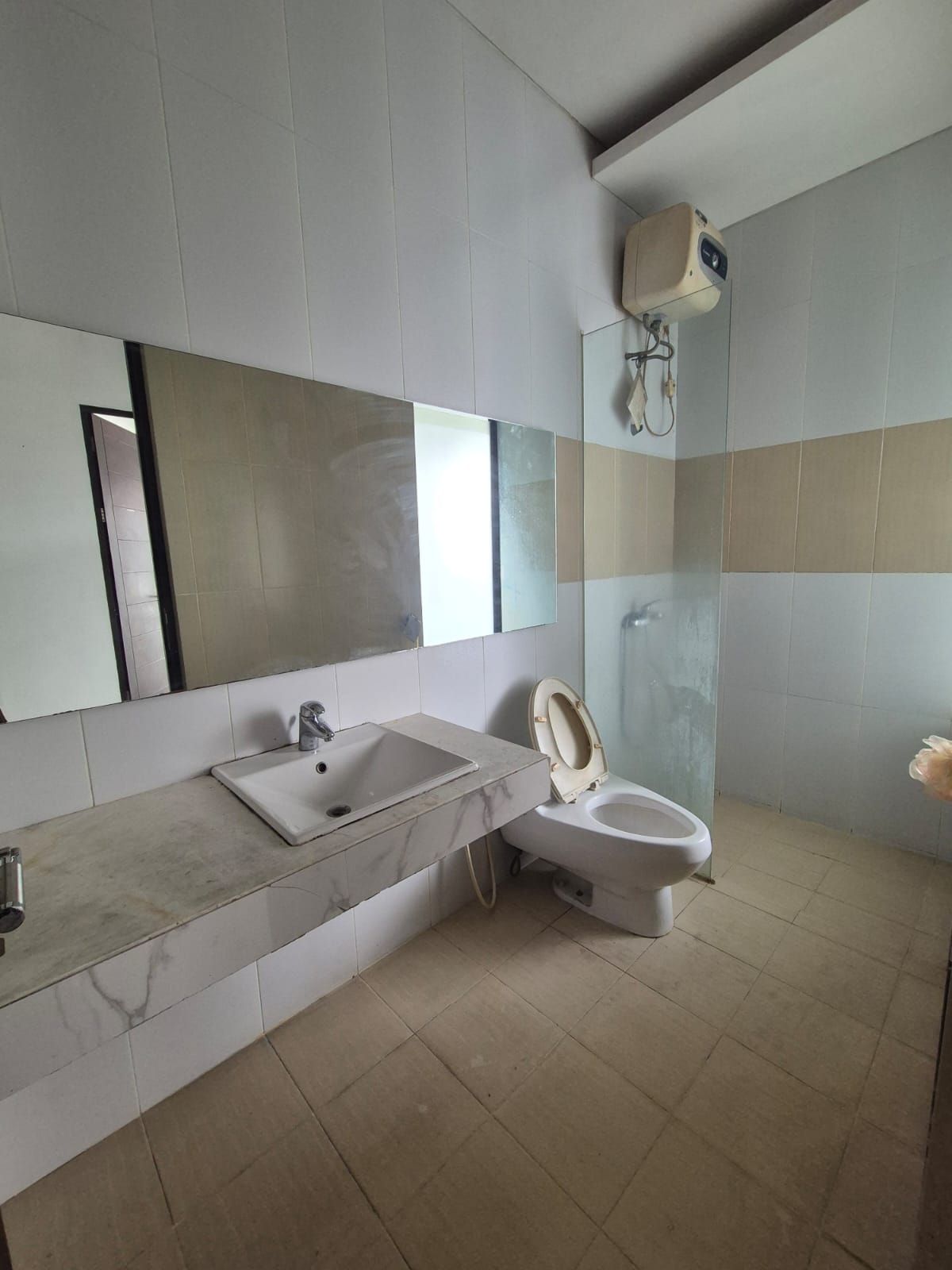 Turun Harga! Disewa Rumah Sutera Olivia, Alam Sutera. Siap Huni Harga Murah. - Foto 7