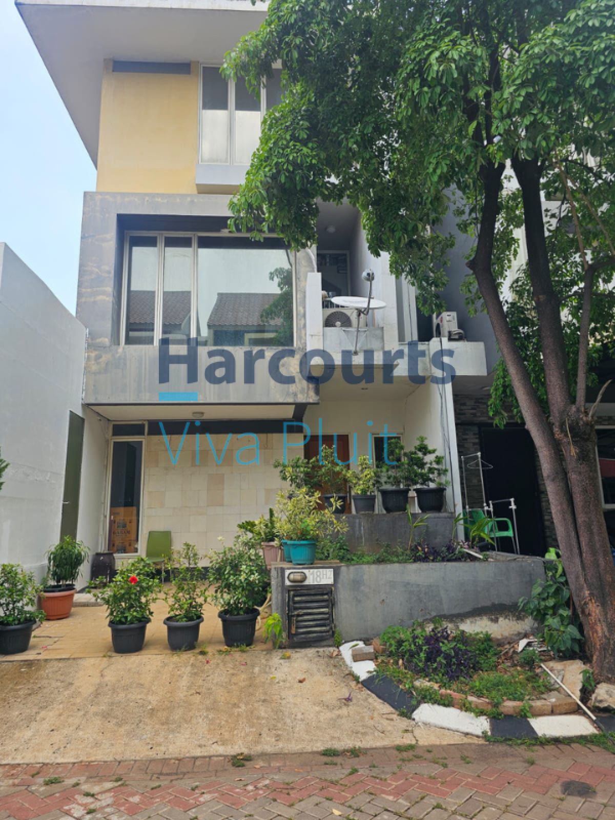 Disewakan Rumah 3 Lantai Hook di Grisenda PIK! - Foto 7
