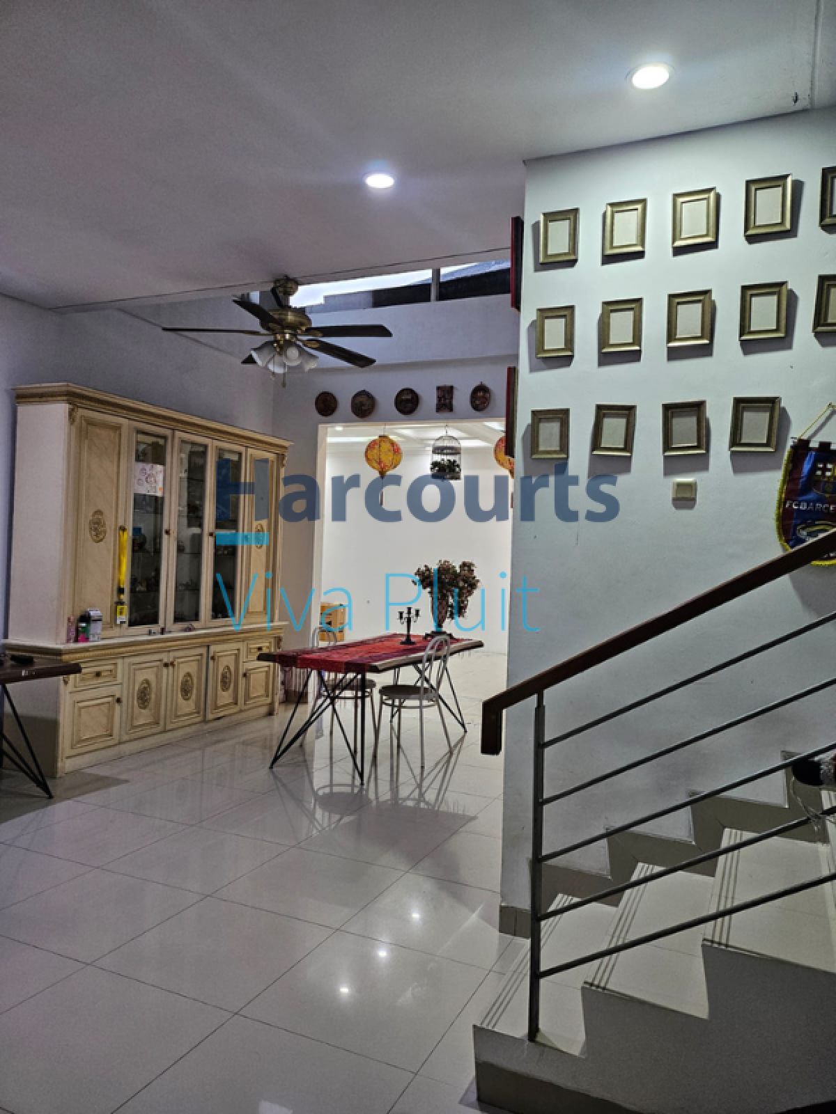 Disewakan Rumah 3 Lantai Hook di Grisenda PIK! - Foto 8