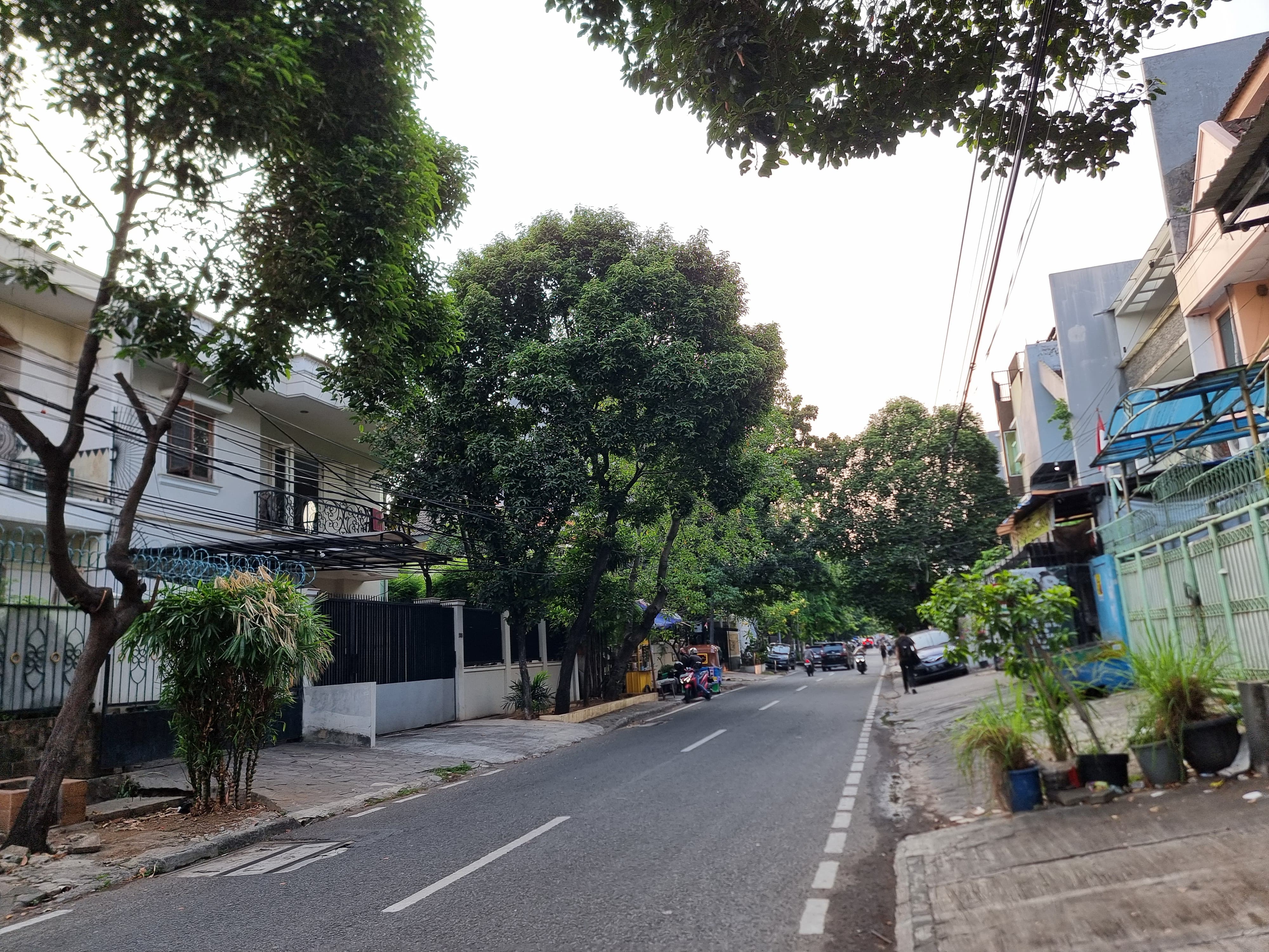 Jual Rumah 3 lantai di Tomang Jakarta Barat (RR) - Foto 2