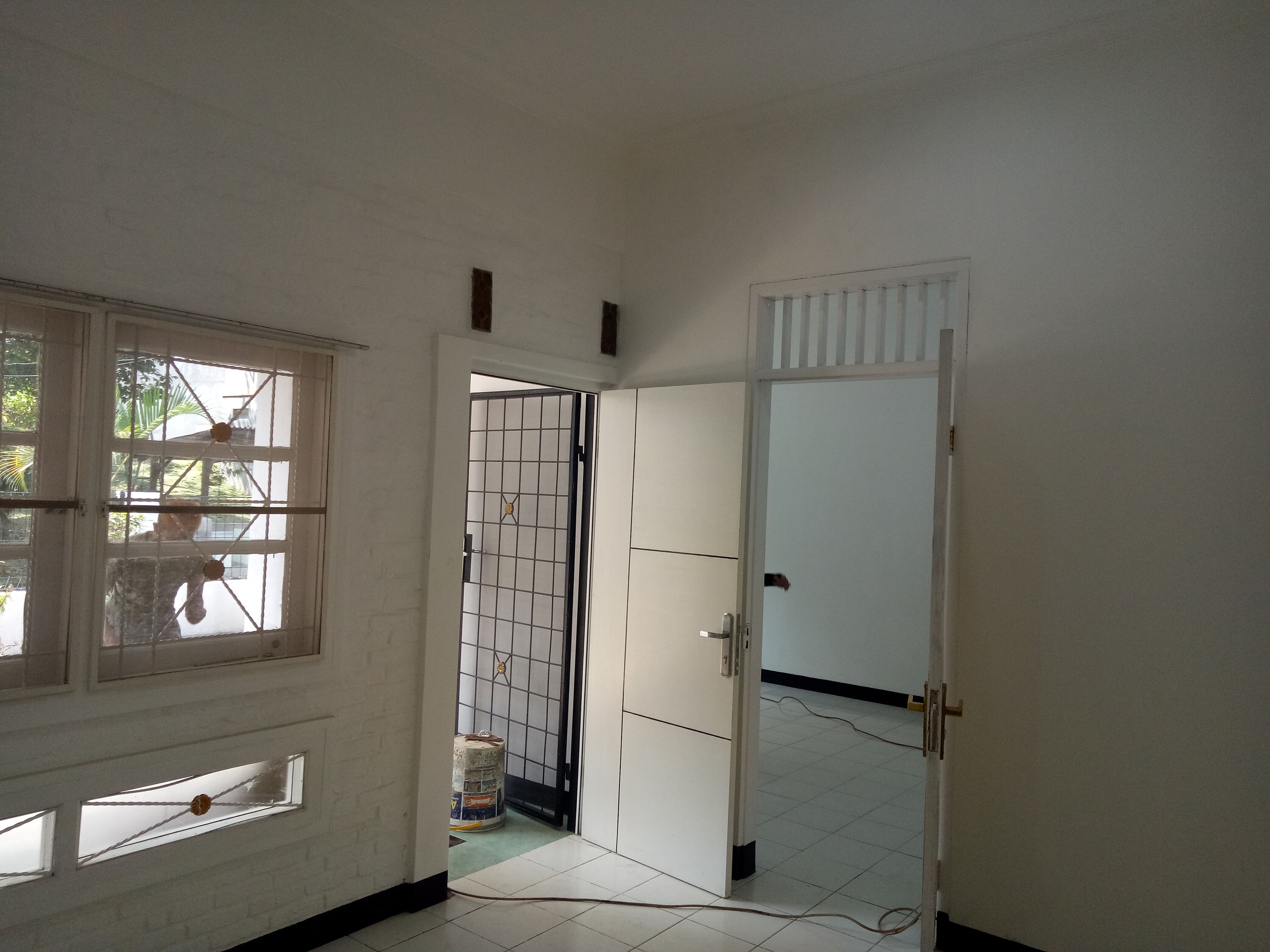 DIJUAL RUMAH MINIMALIS DEPAN TAMAN SEMI CLUSTER - Foto 5