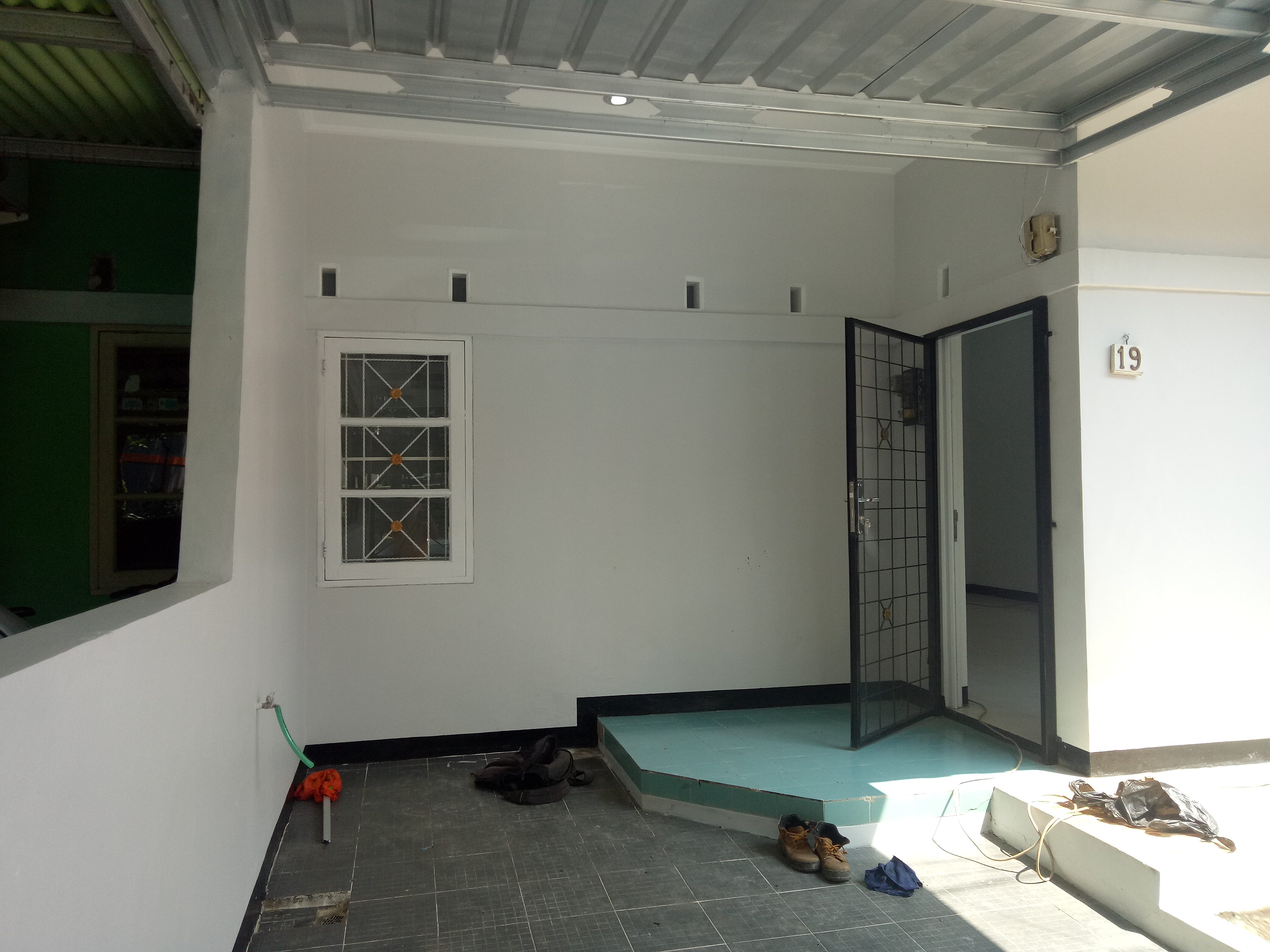 DIJUAL RUMAH MINIMALIS DEPAN TAMAN SEMI CLUSTER - Foto 7