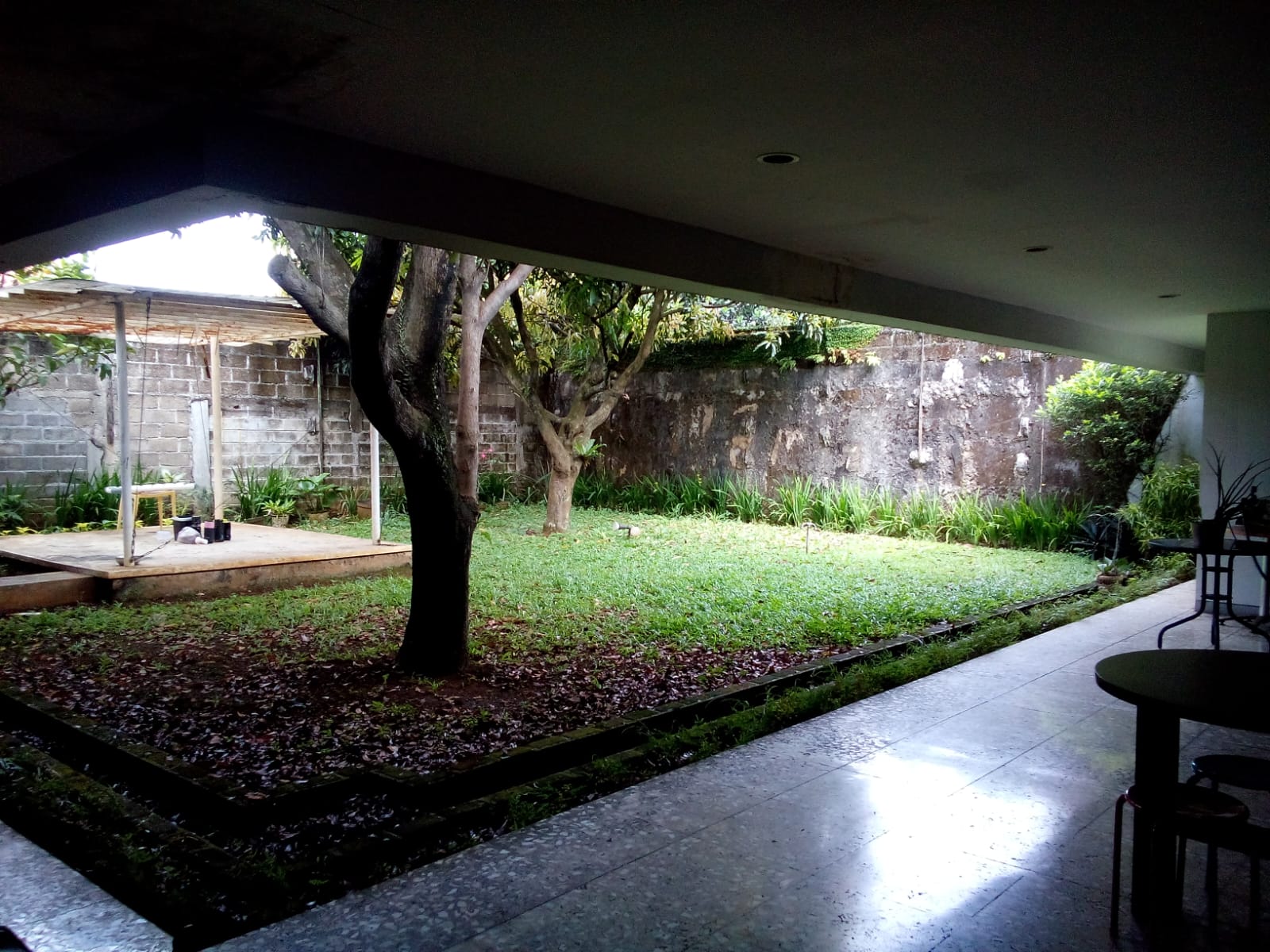 DIJUAL RUMAH 1 LANTAI HOEK DI JALAN SENAM TANAH SAREAL KOTA BOGOR