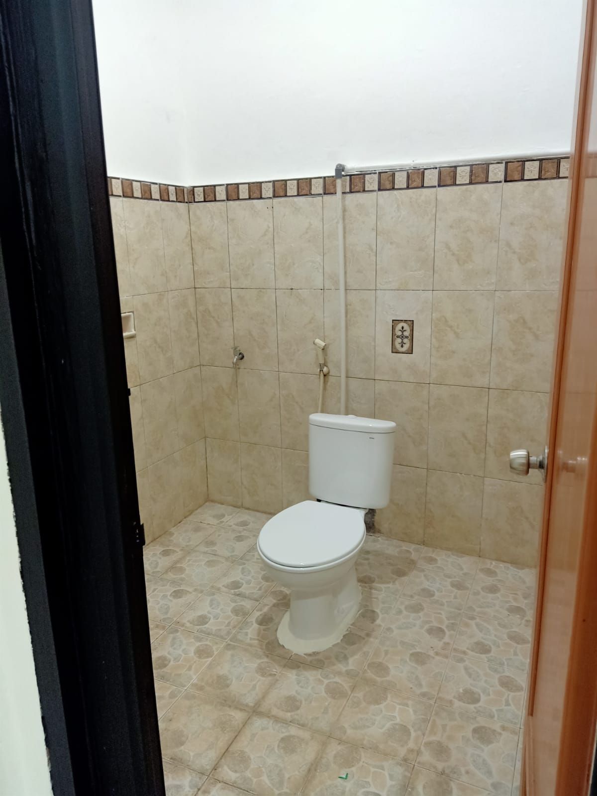 DIJUAL RUMAH 2 LANTAI DI KOMPLEK KEDUNG BADAK BARU KOTA BOGOR - Foto 3