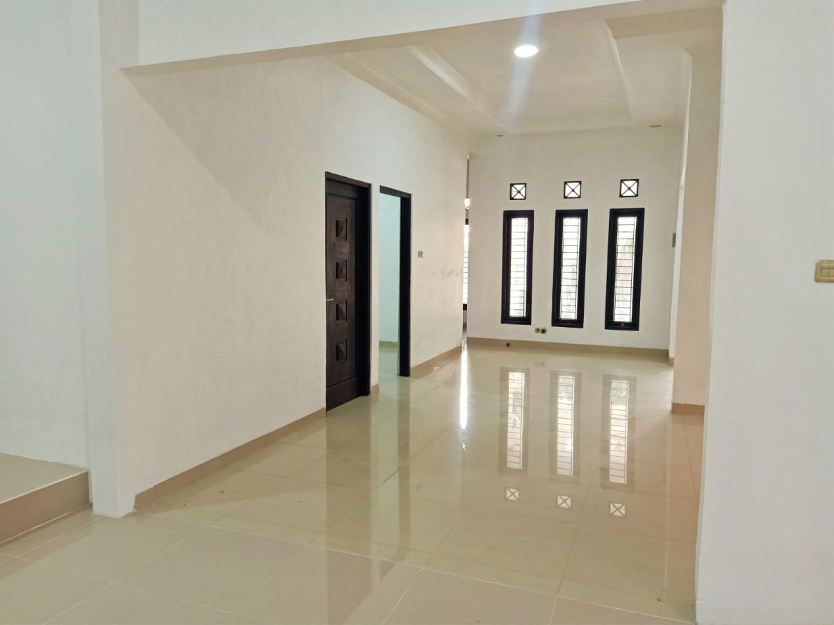 DIJUAL RUMAH 2 LANTAI DI KOMPLEK KEDUNG BADAK BARU KOTA BOGOR - Foto 6