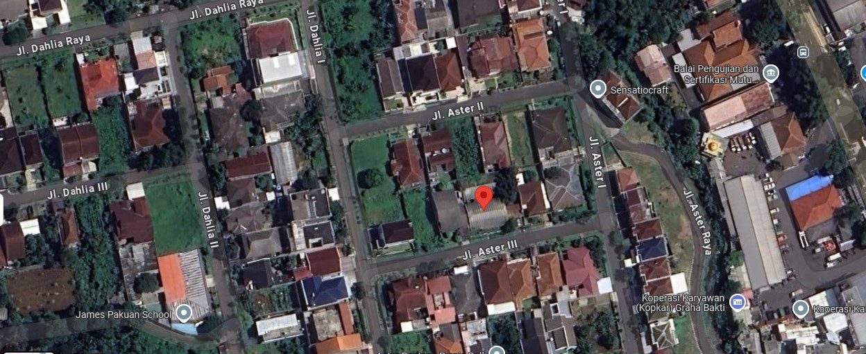 600 METER PERSEGI TANAH DIJUAL BONUS BANGUNAN TUA 145 JALAN ASTER PAKUAN TAJUR