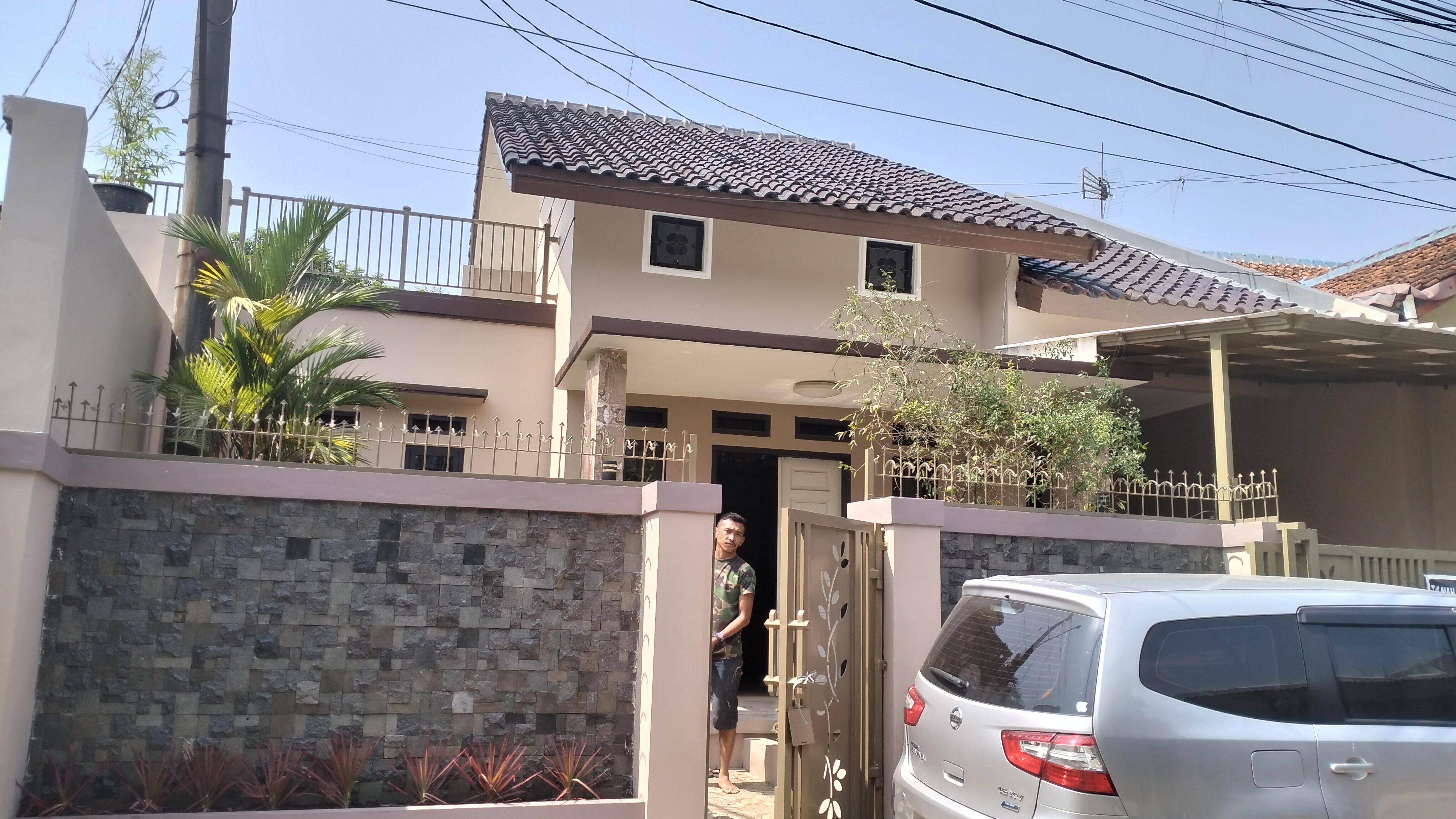 RUMAH ASRI MINIMALIS DUA LANTAI 132-170 DIJUAL KP. CIPEUTEUY SUKARAJA KAB. BOGOR - Foto 2
