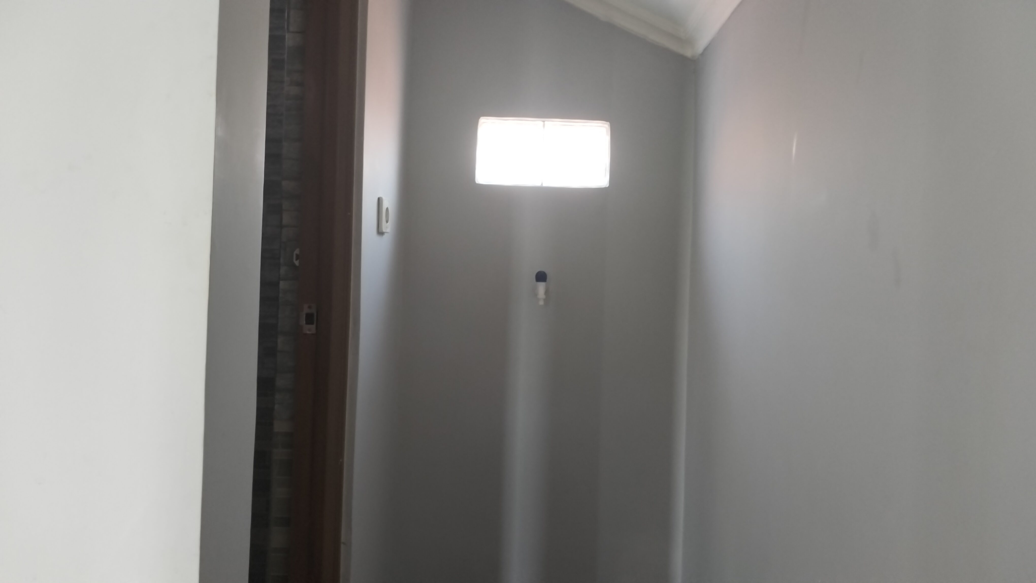 RUMAH ASRI MINIMALIS DUA LANTAI 132-170 DIJUAL KP. CIPEUTEUY SUKARAJA KAB. BOGOR - Foto 14