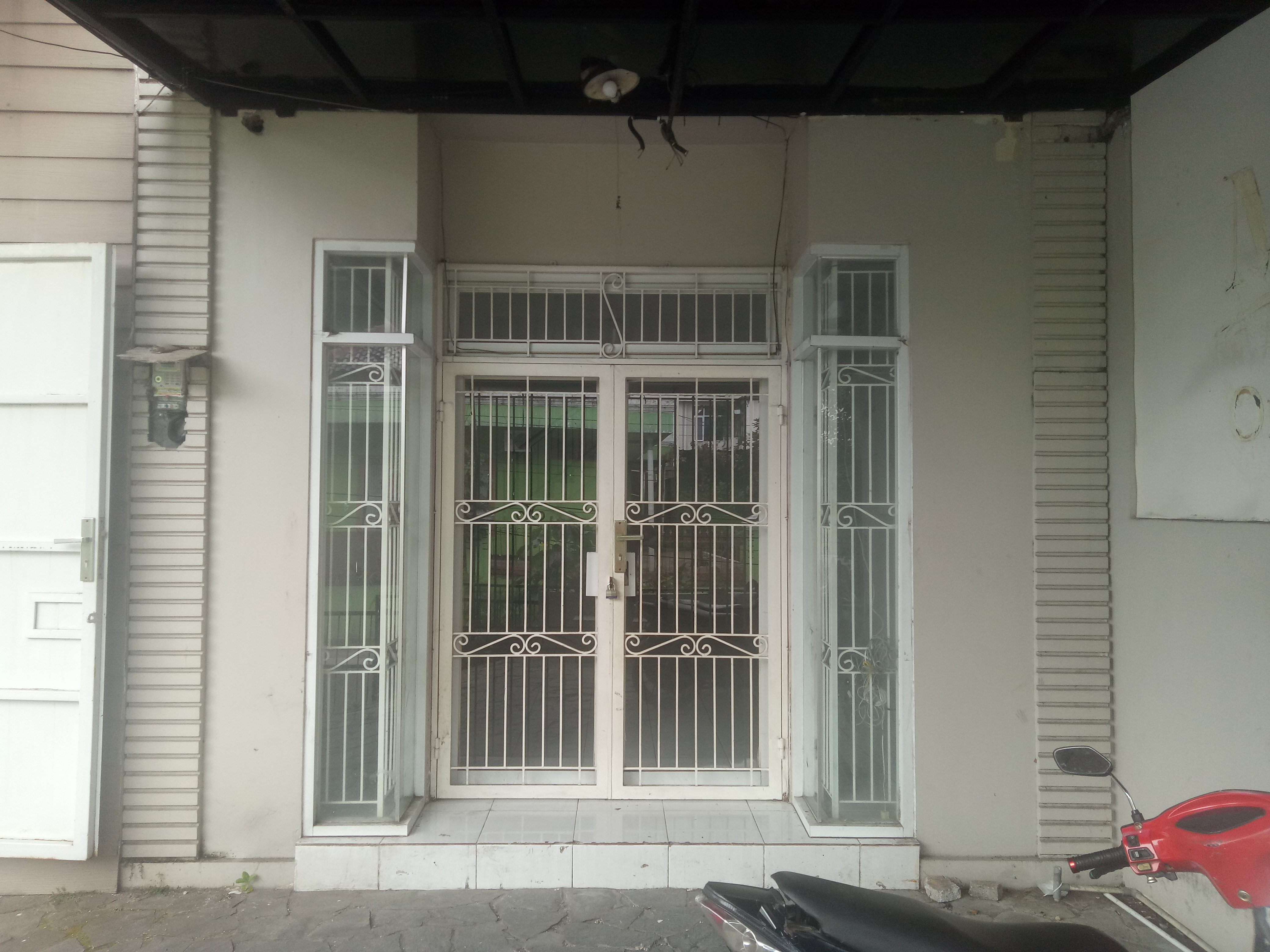 DISEWA RUKO NO.4 KAV.43 JL. ACHMAD ADNAWIJAYA TEGAL GUNDIL BOGOR UTARA