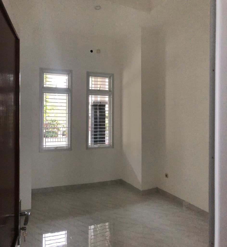 DIJUAL RUMAH ASRI 240-150 PERUMAHAN TAMAN YASMIN SEKTOR V PALEM PUTRI II NO. 18