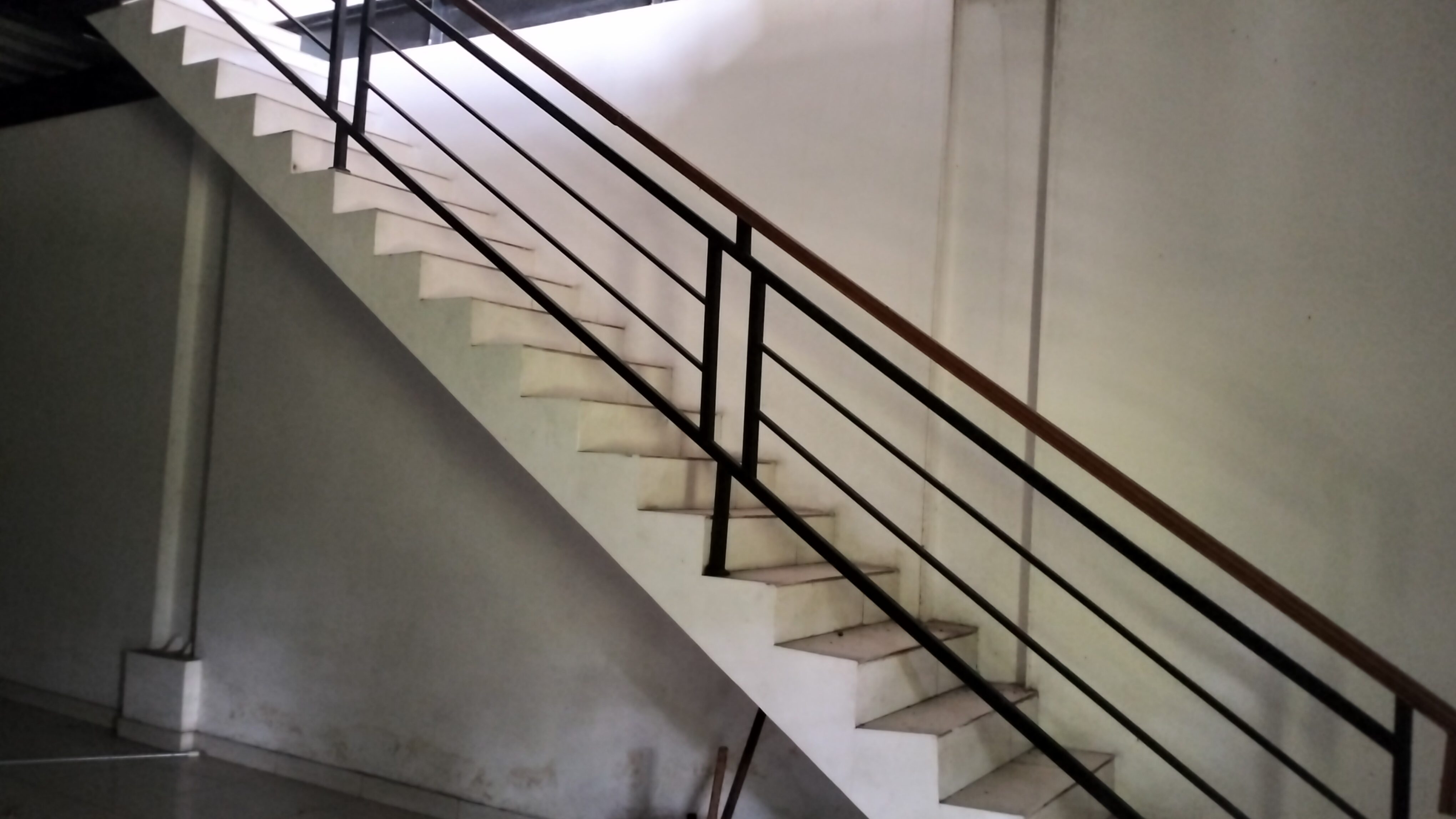 DISEWA RUANG USAHA +/- 1.000 METER PERSEGI JL. SHOLEH ISKANDAR BOGOR - Foto 6