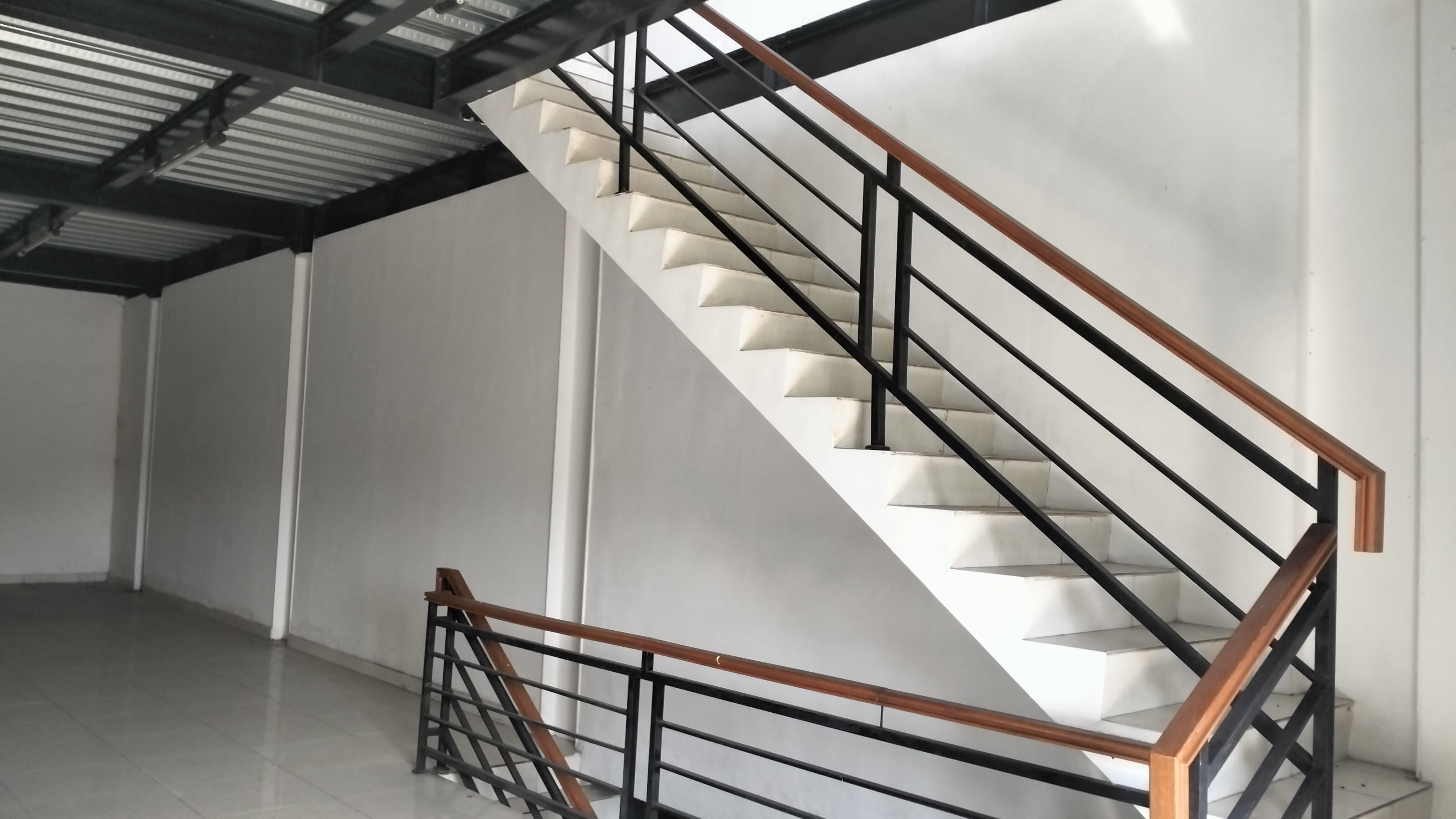 DISEWA RUANG USAHA +/- 1.000 METER PERSEGI JL. SHOLEH ISKANDAR BOGOR - Foto 10