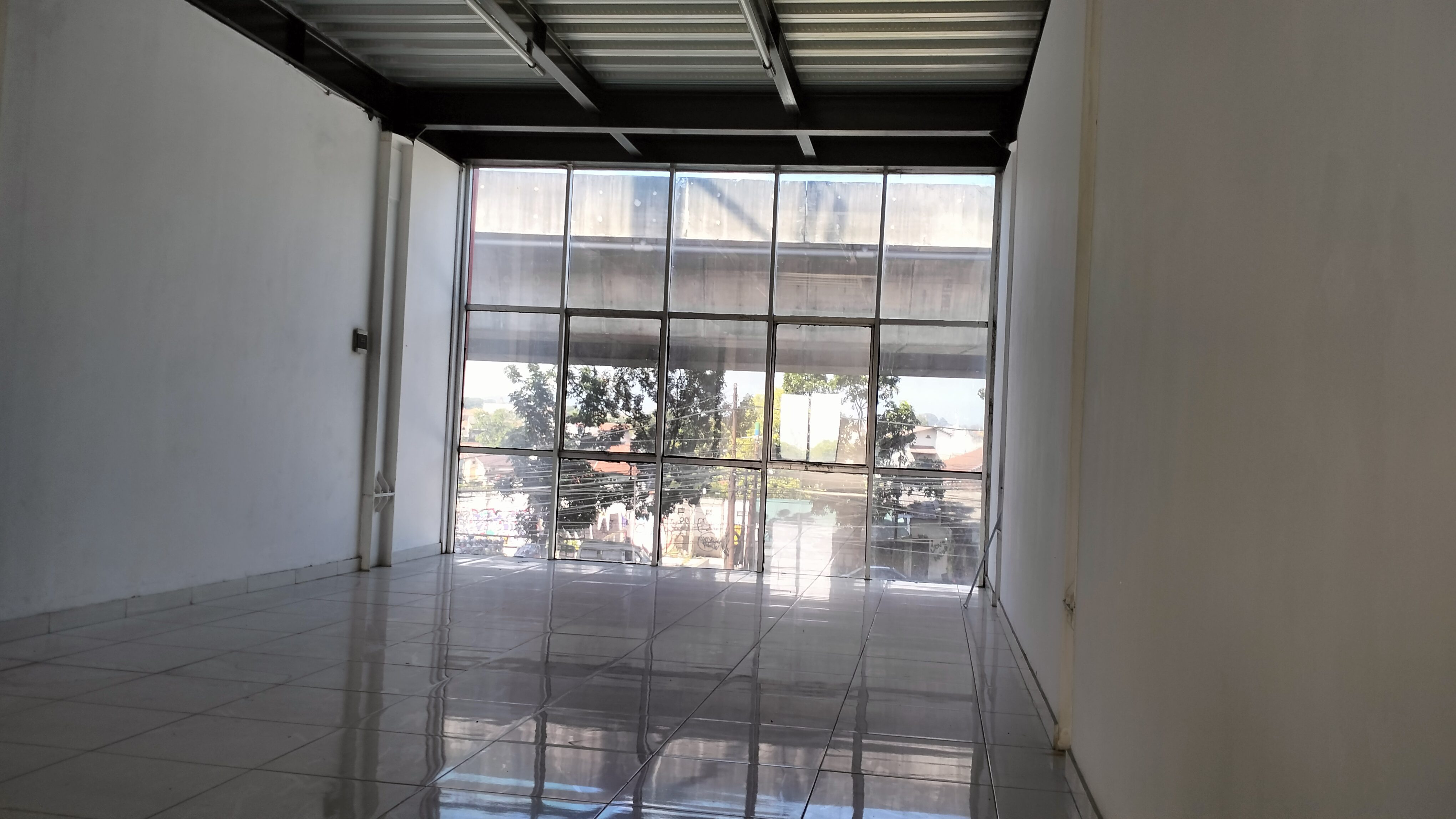 DISEWA RUANG USAHA +/- 1.000 METER PERSEGI JL. SHOLEH ISKANDAR BOGOR - Foto 17