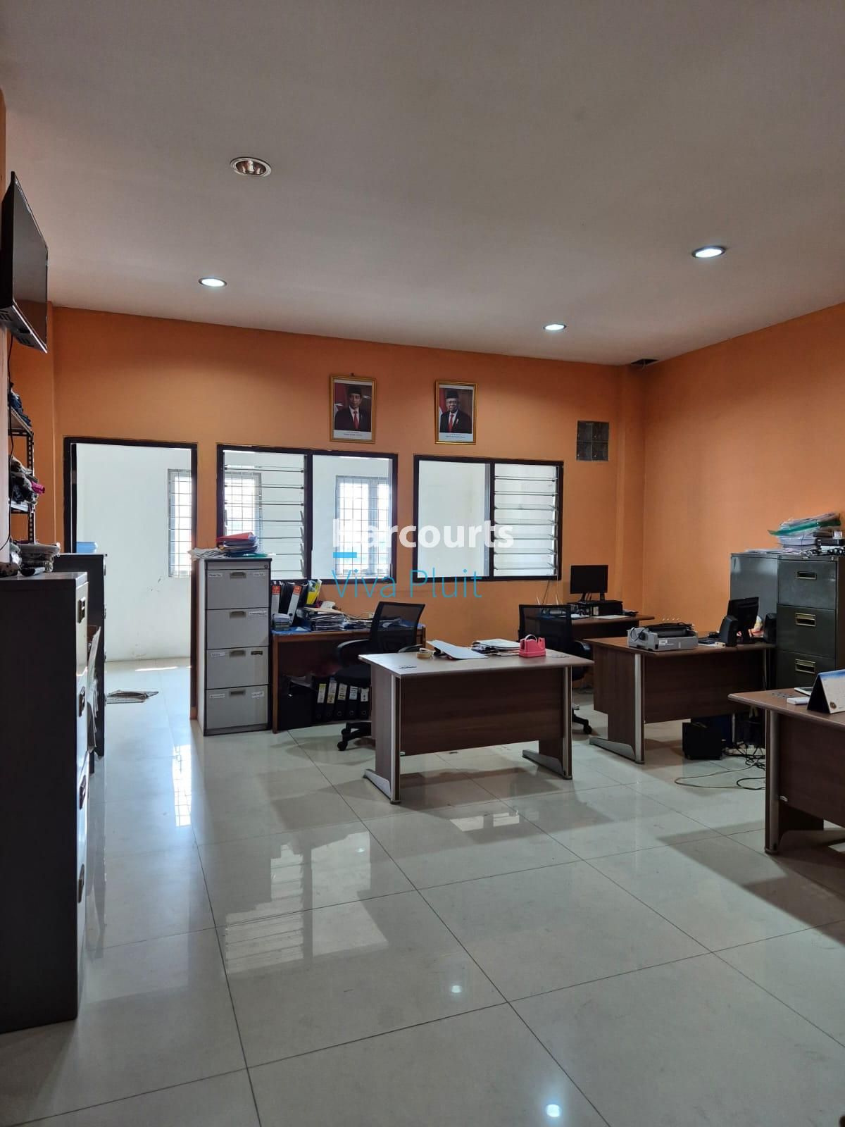 Dijual Gedung Jl. Cideng Barat, Jakarta Pusat. Lokasi Strategis. - Foto 4