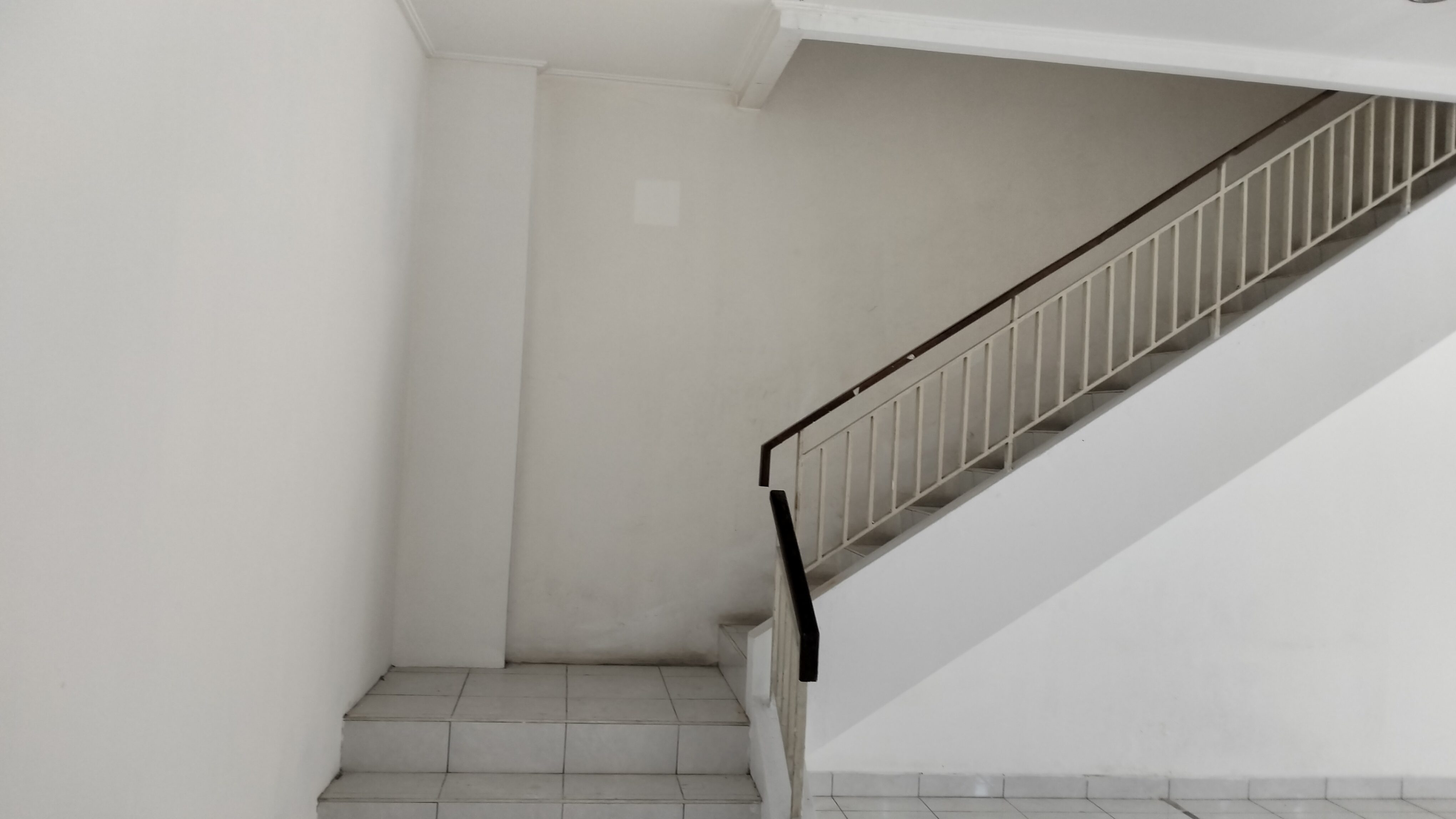 DISEWA RUKO TIGA SETENGAH LANTAI 6 X 13 METER JL. ABDULLAH BIN NUH BOGOR - Foto 19