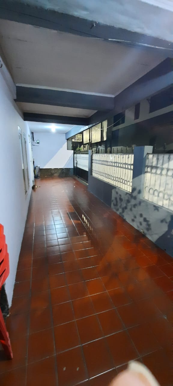 Jual Cepat Rumah 2 kavling di Tomang Grogol Petamburan Jakarta Barat (ID) - Foto 5