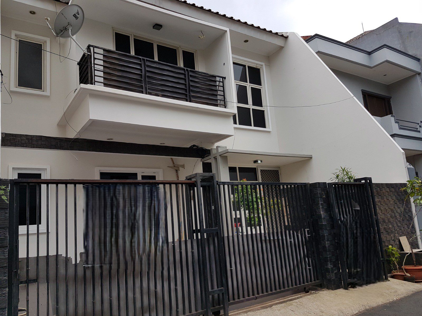 Jual Cepat Rumah Minimalis Modern 2 lantai Siap Huni Di Tomang Grogol Petamburan Jakarta Barat (ID)