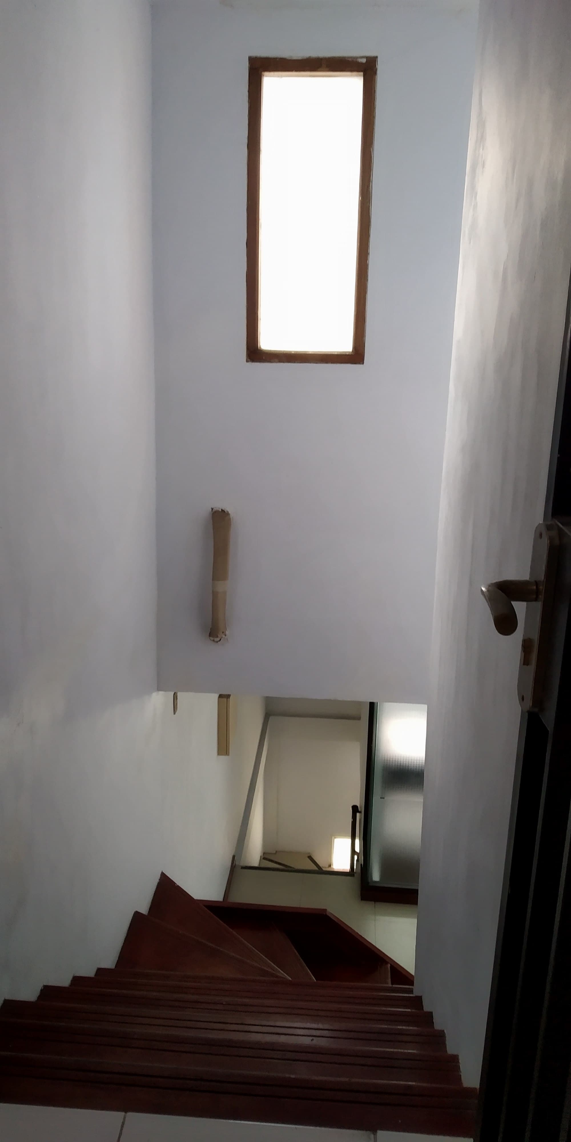 Jual Cepat Ruko Low Rise Building di Jl. Tomang Raya Jakarta Barat (ID) - Foto 3