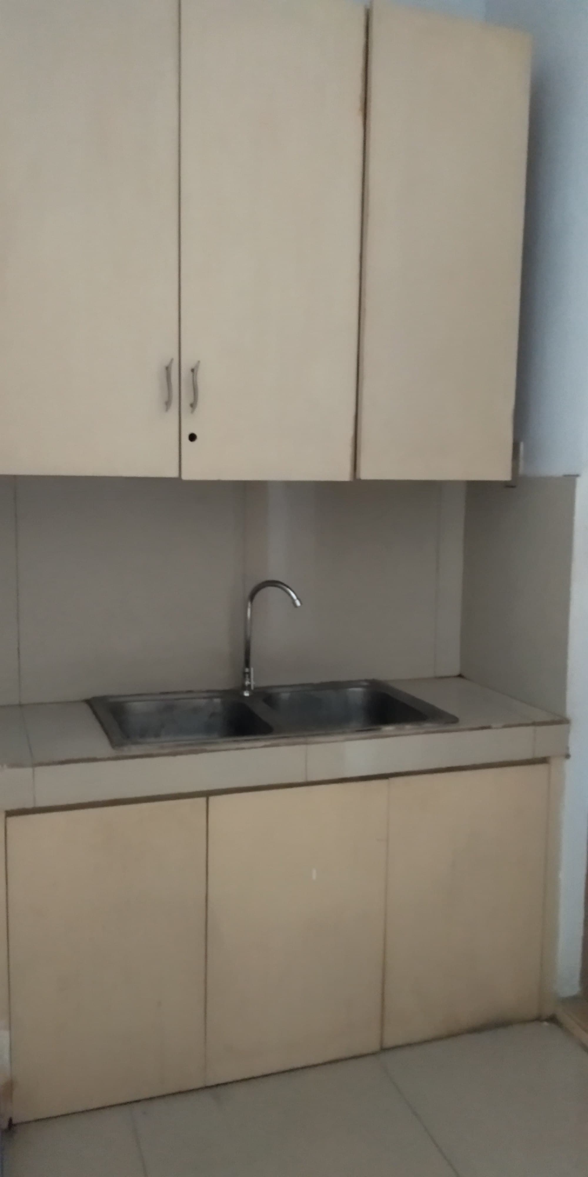 Jual Cepat Ruko Low Rise Building di Jl. Tomang Raya Jakarta Barat (ID) - Foto 4