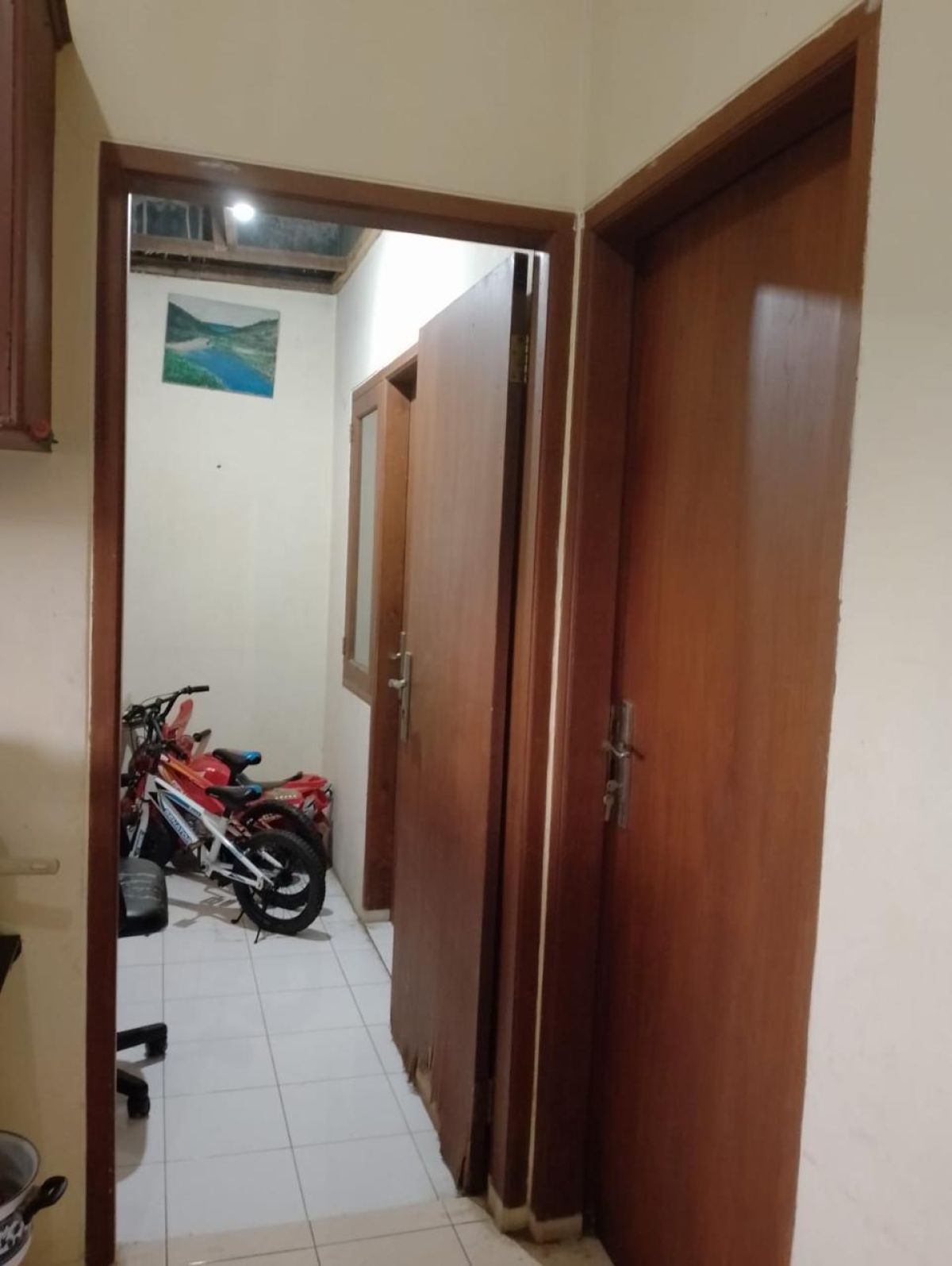 Dijual Rumah Murah Jl Ketapang Pamulang Tangerang Selatan Nego (10-24) - Foto 9