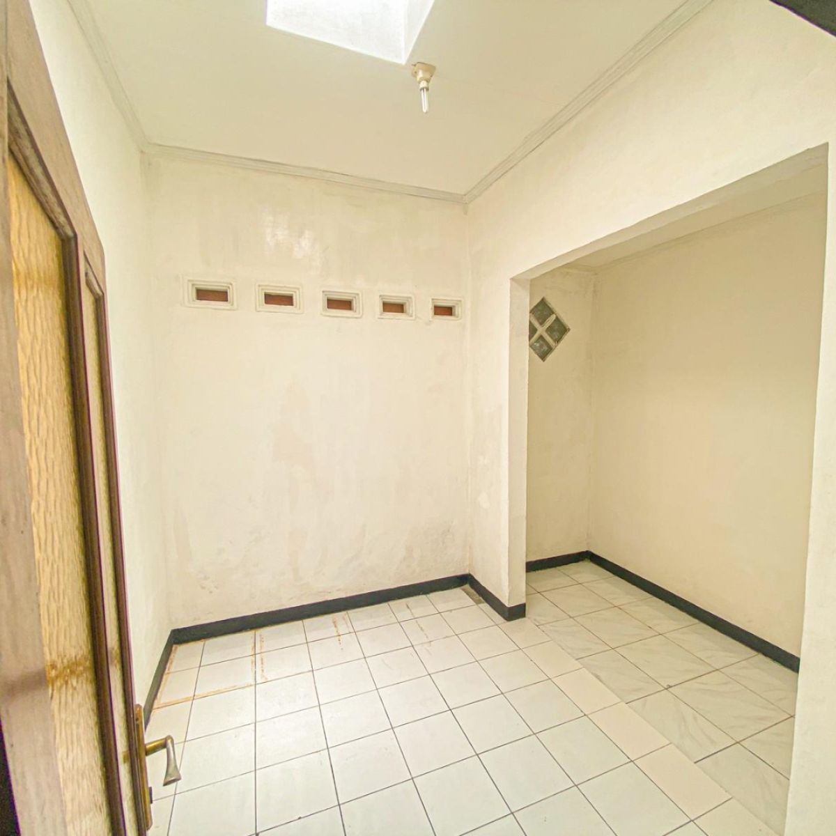 FOR RENT / DISEWAKAN Bangunan Un-Furnished Pejaten, Jakarta Selatan - Foto 2