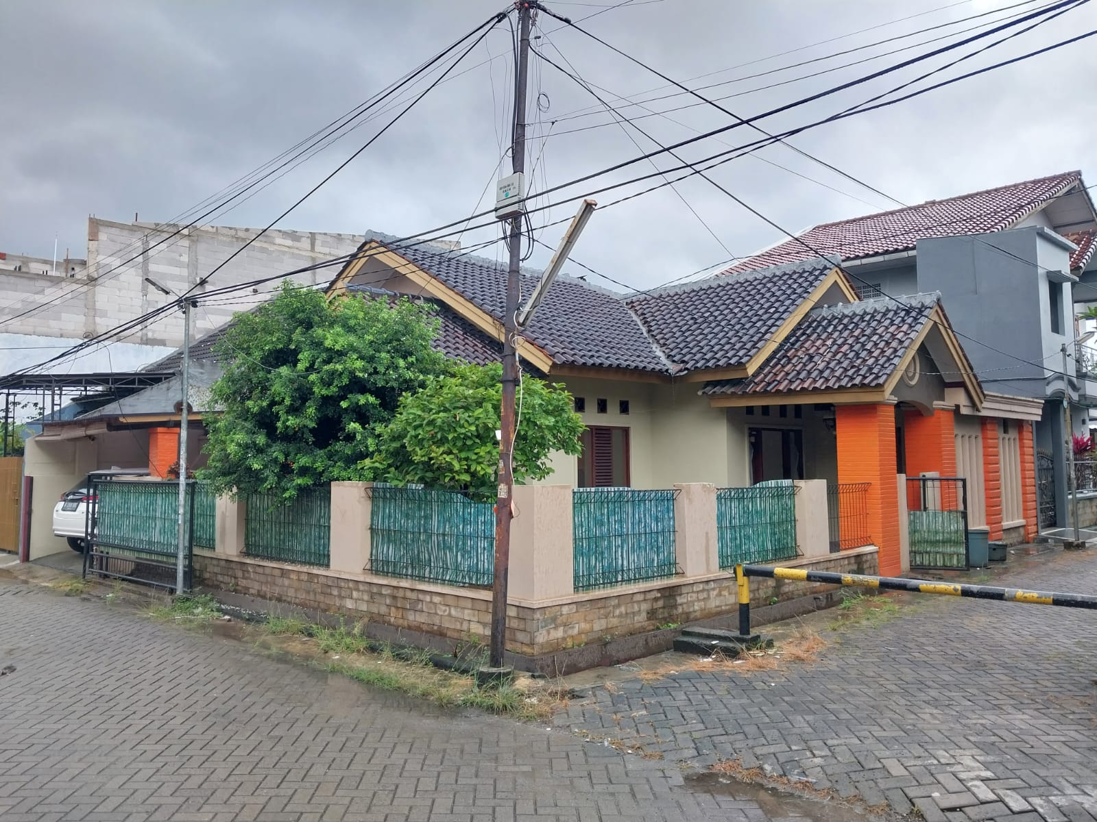 Disewakan Rumah ( Unfurnish ) darussalam Ketapang, Kota Tangerang Banten - Foto 9