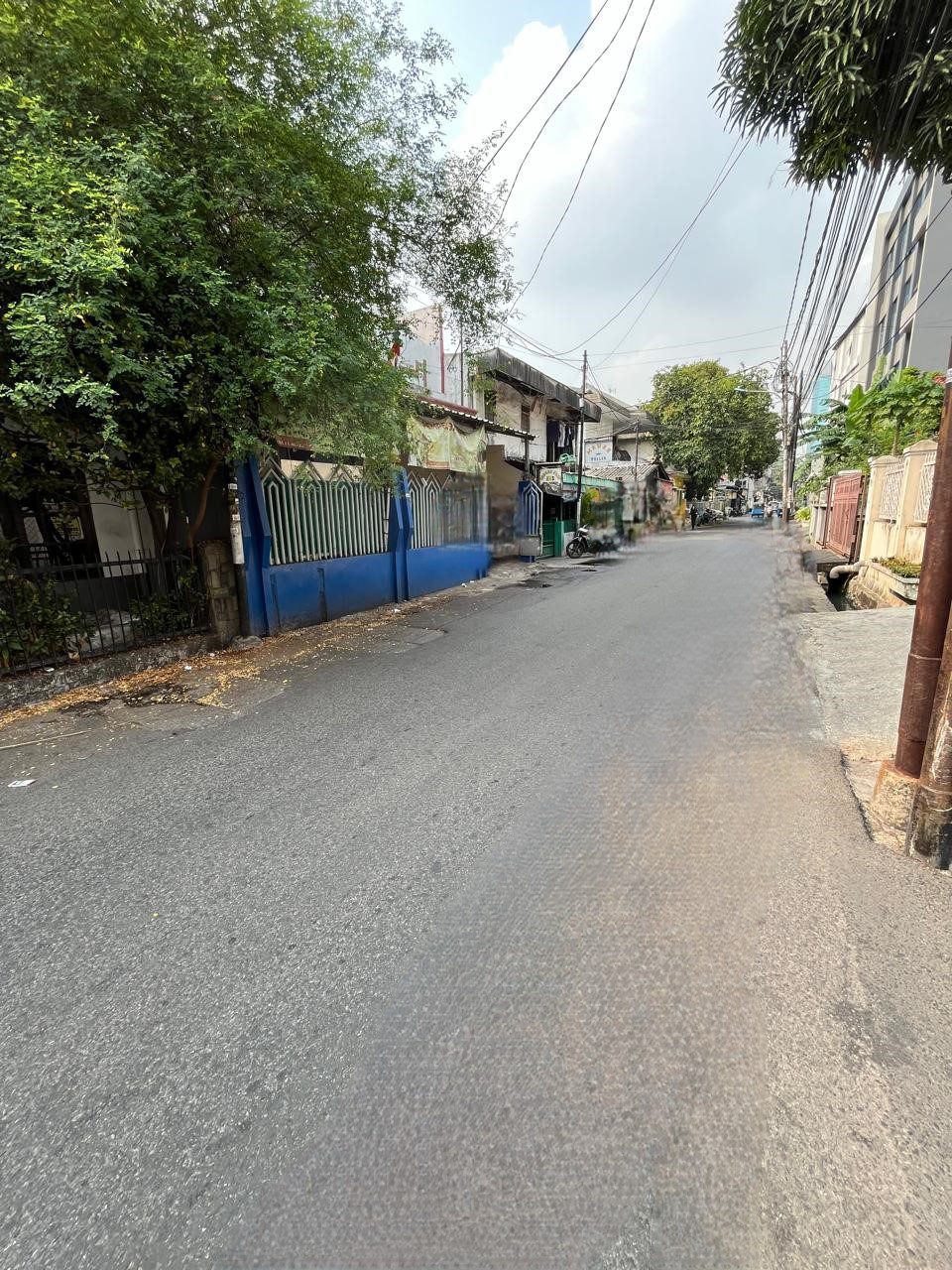 Jual Cepat Rumah 2 lantai di Jalan Tawakal Tomang Jakarta Barat (EF) - Foto 2