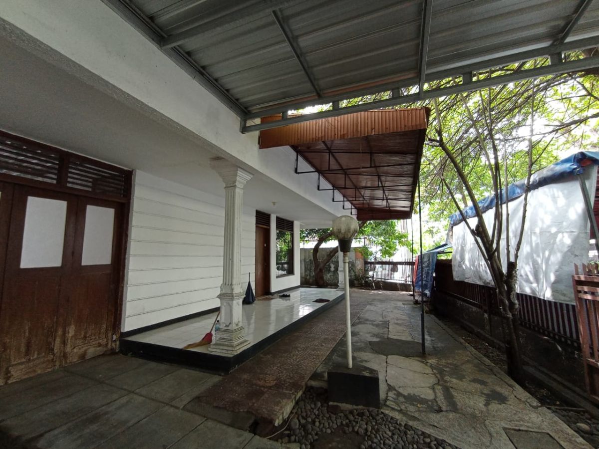 Rumah Hitung Tanah Strategis Dekat Dengan Solo Paragon Mall Di Banjarsari Solo - Foto 3