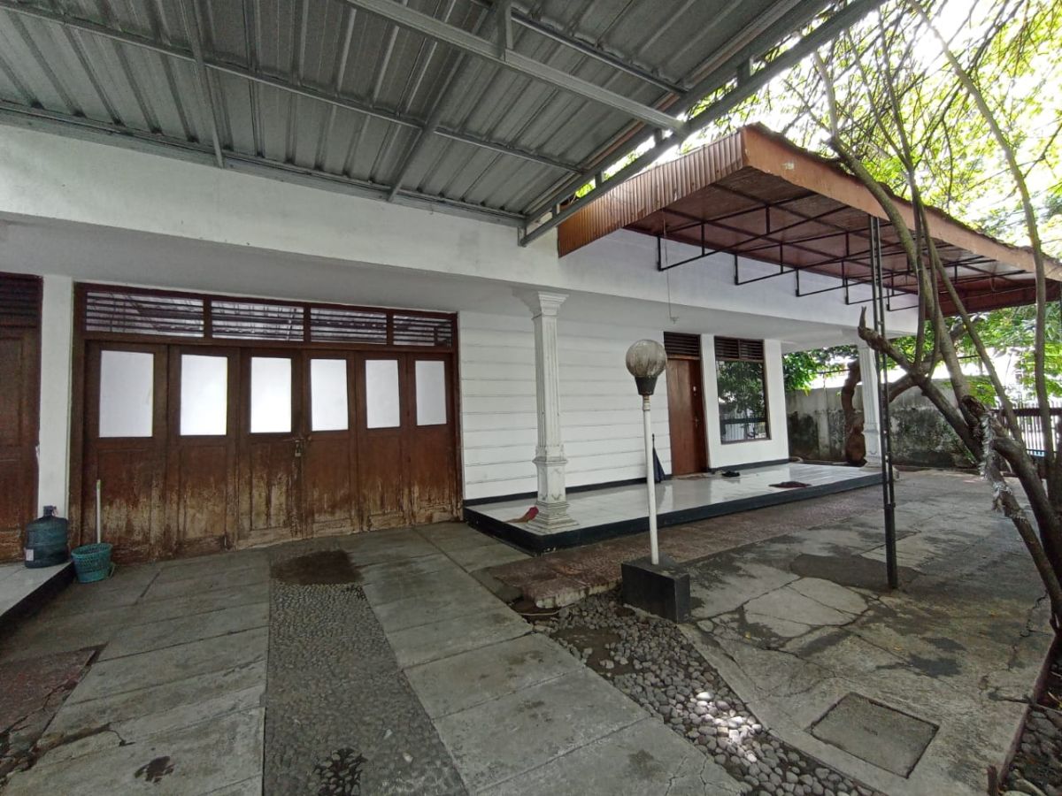 Rumah Hitung Tanah Strategis Dekat Dengan Solo Paragon Mall Di Banjarsari Solo - Foto 4