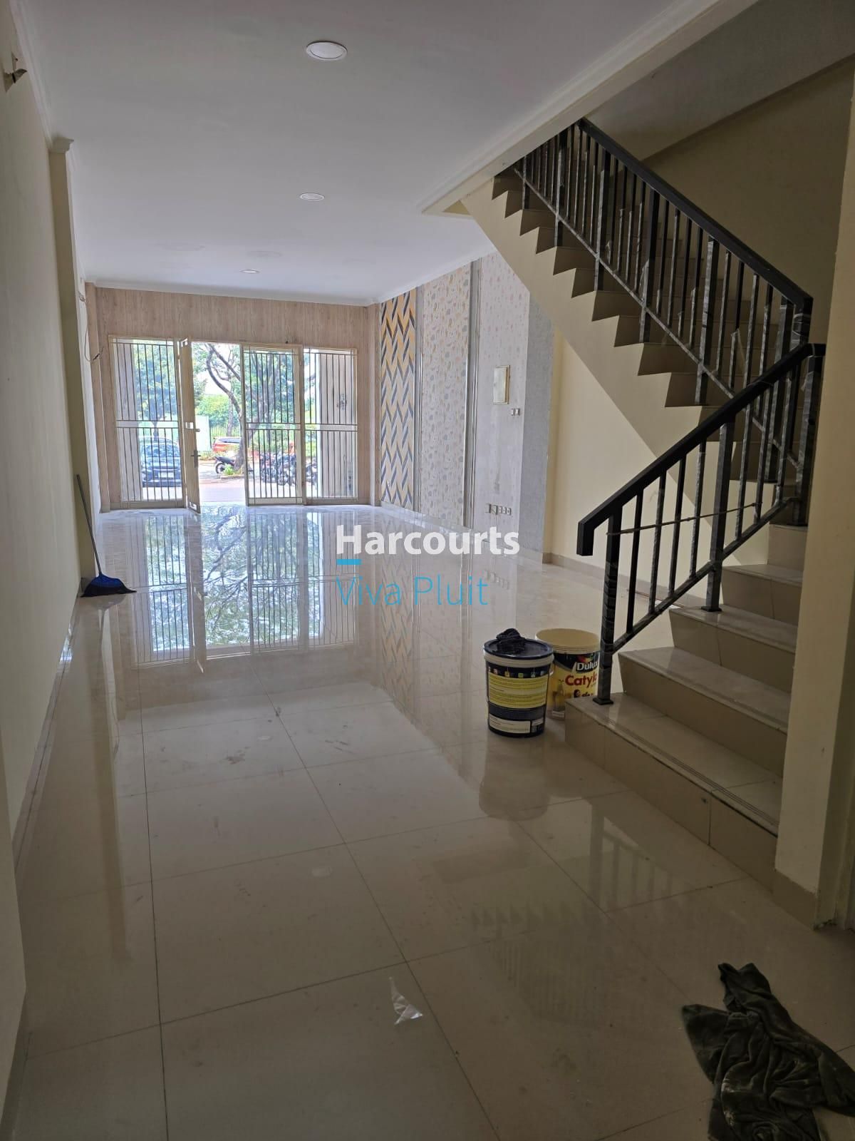 Dijual Cepat Dan Murah. Ruko 4 Lantai Di Cbd Green Lake City. Harga Nego - Foto 4