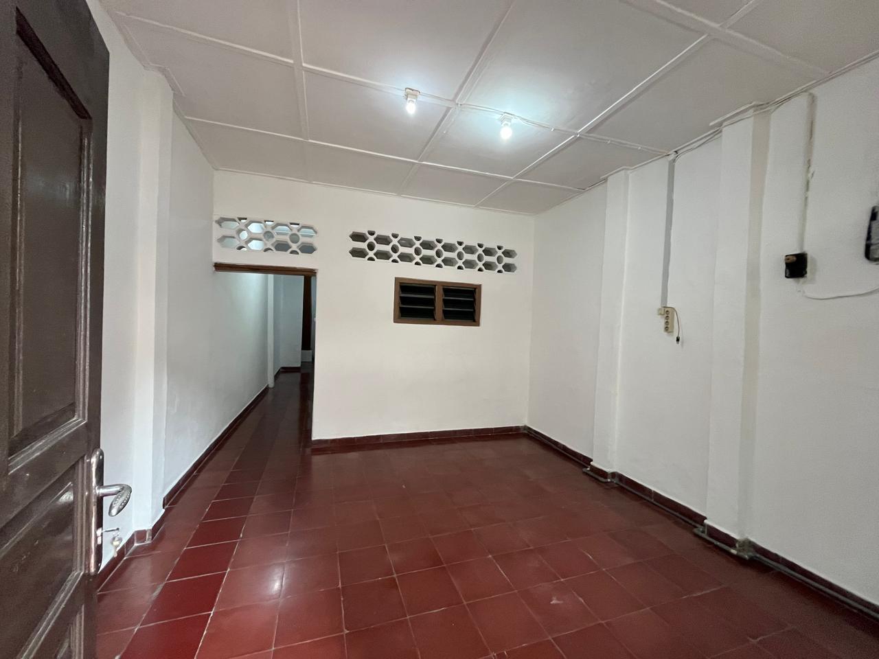 Jual Rumah di daerah Abdul Muis Tanah Abang Jakarta Pusat (DI)