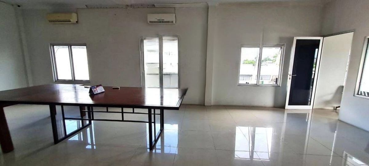 Gudang Strategis Siap Pakai Dekat Pintu Tol Kartasura Solo - Foto 5