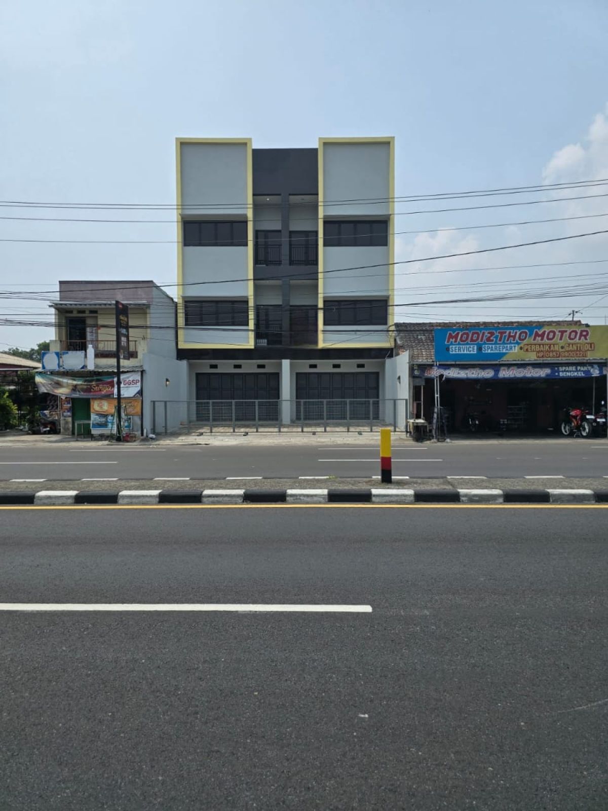 Ruko Strategis 3 Lantai Siap Pakai Di Jalan Kartasura Boyolali Dekat Pintu Tol Kartasura