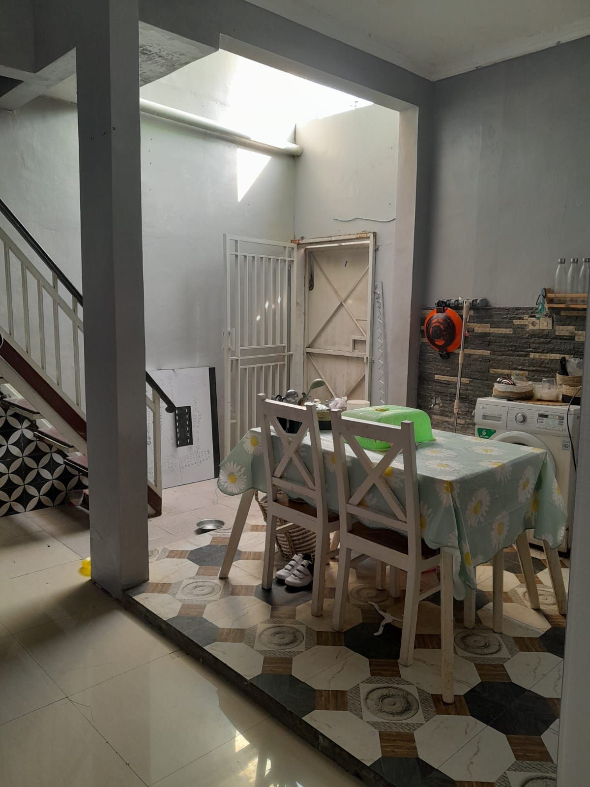 Rumah Bagus 2 Lantai Siap Huni Di Perumahan Cluster Gentan Solo - Foto 4
