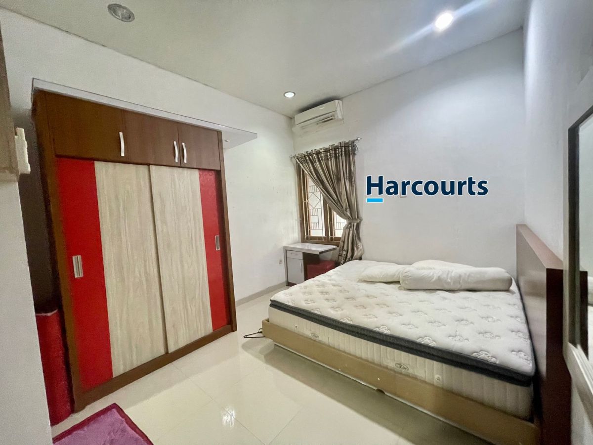 Rumah Full Furnished 2 Lantai Siap Huni Di Cluster Exclusive di Colomadu Solo - Foto 3