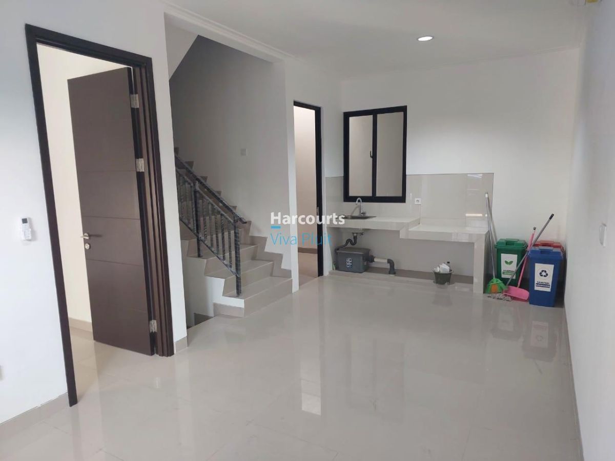 Disewakan Rumah Millenial, 2 Lantai Di Pantai Indah Kapuk 2! - Foto 4