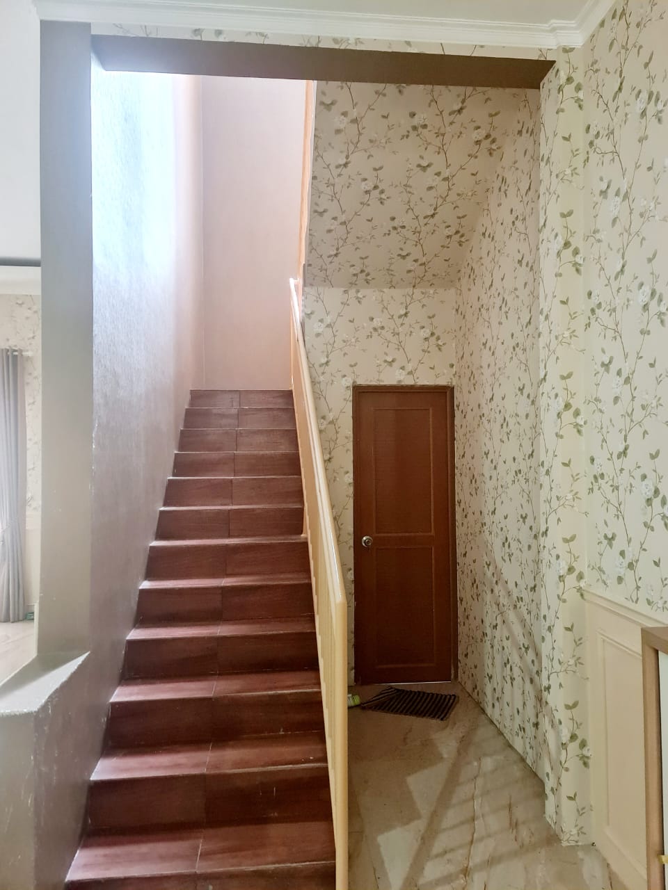 Jual Rumah Full Furnished Sektor 9 Bintaro Tangerang Selatan SW - Foto 4