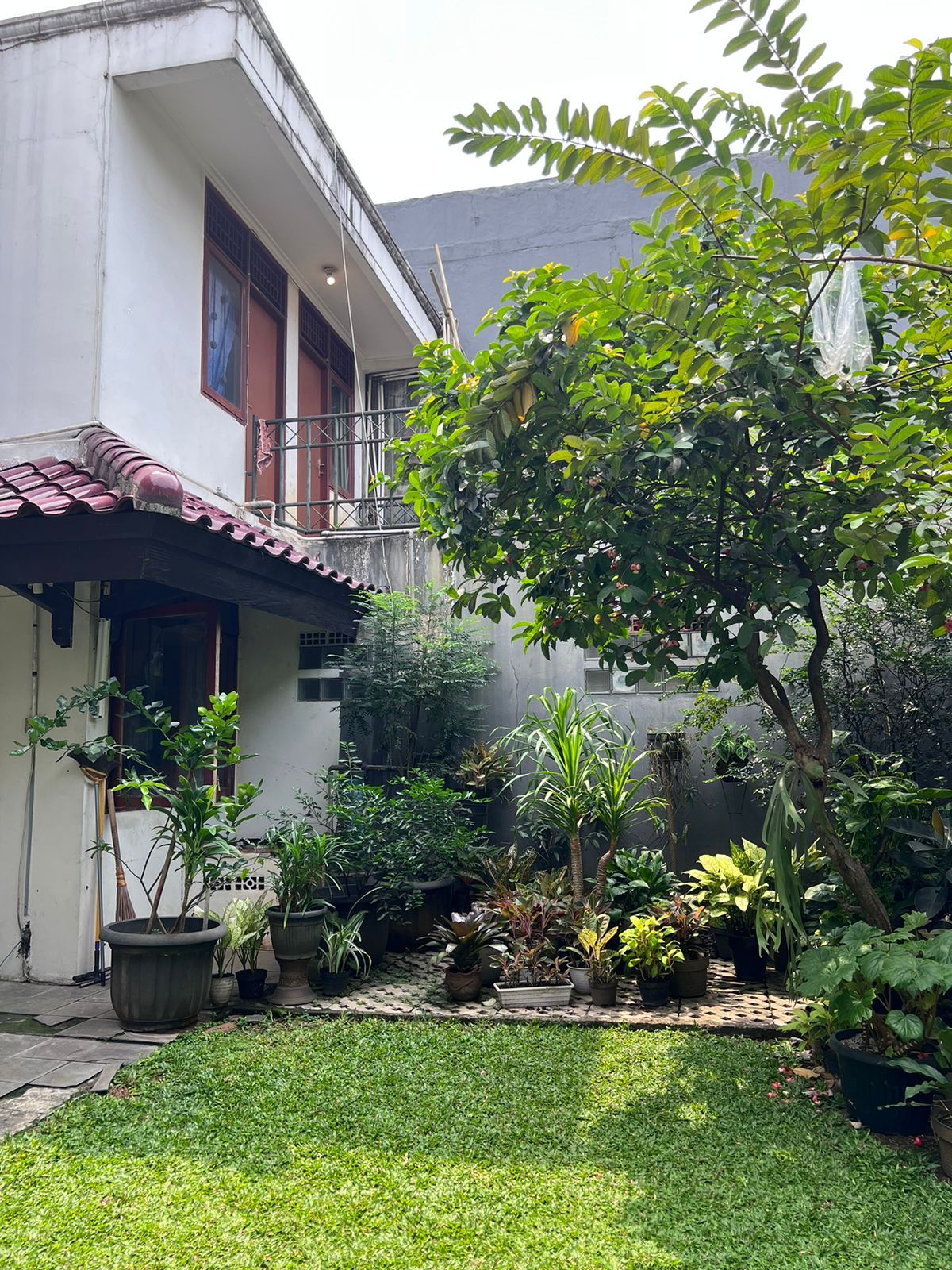 Dijual rumah murah hoek di pinggir jalan Bintaro Jaya Tangerang Selatan - Foto 6