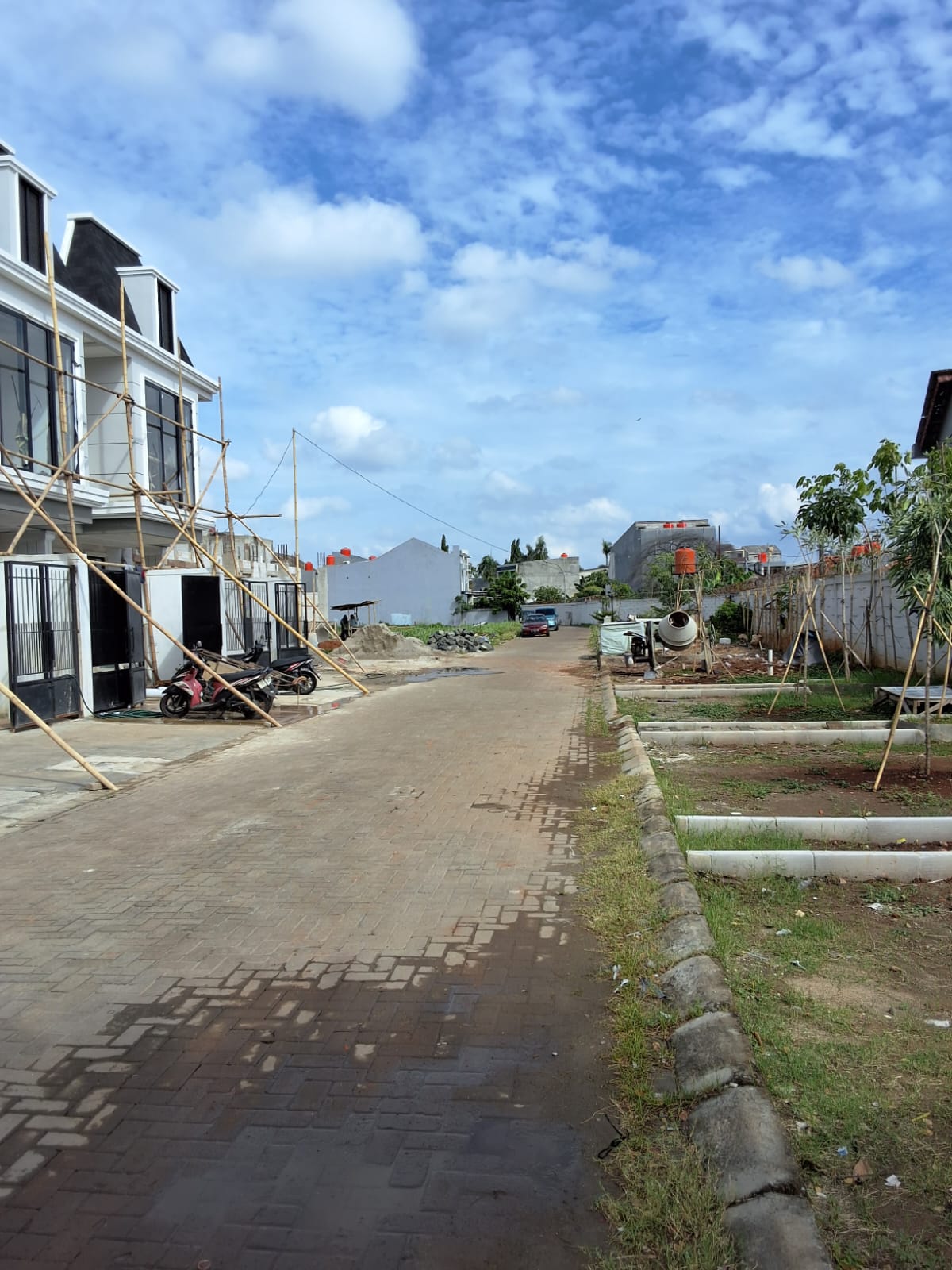 Jual Rumah Bagus di daerah Perumahan Kalideres Jakarta Barat IM