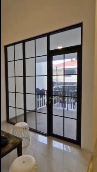 Jual Rumah Mewah 3 lantai dan Siap Huni di daerah Tomang Jakarta Barat (AL) - Foto 17