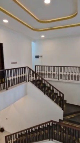 Jual Rumah Mewah 3 lantai dan Siap Huni di daerah Tomang Jakarta Barat (AL) - Foto 18