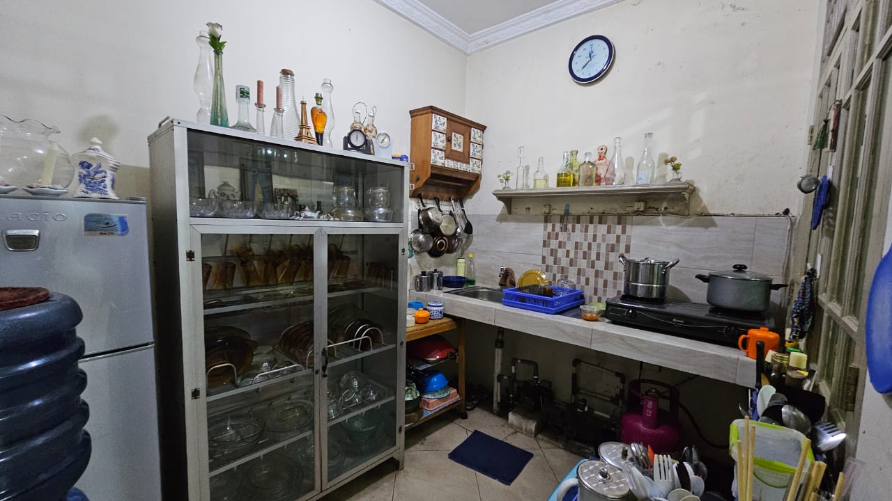 Jual Rumah 2 Lantai Siap Huni di daerah Grogol Pertamburan Jakarta Barat (AL) - Foto 5