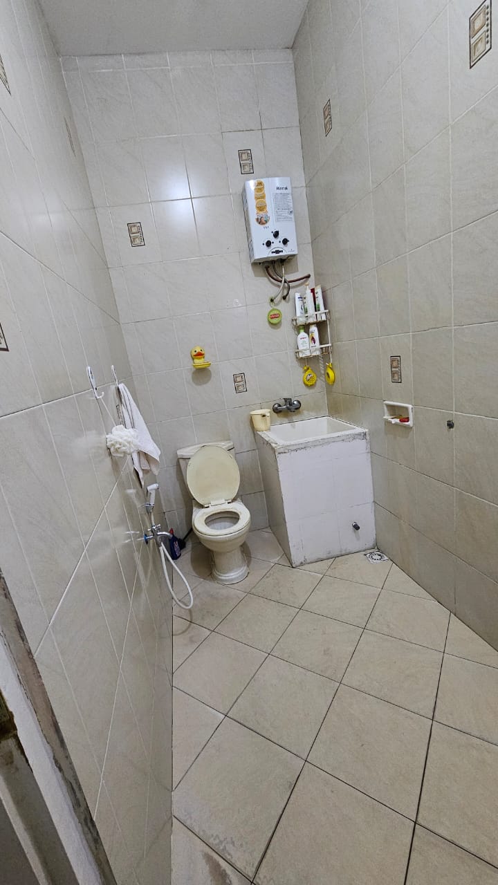Jual Rumah 2 Lantai Siap Huni di daerah Grogol Pertamburan Jakarta Barat (AL) - Foto 6