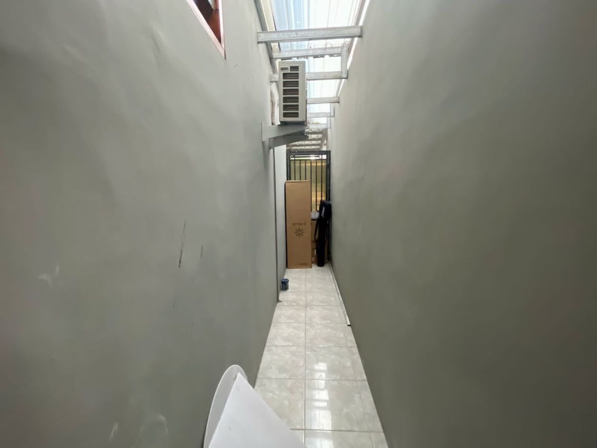 Rumah Siap Pakai Cluster Exclusive di Colomadu Dekat Kartasura Solo - Foto 2