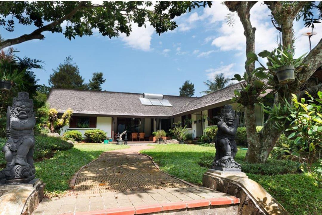 Jual Cepat Rumah Lux di Bukit Pakar Bandung Jawa Barat (AL)