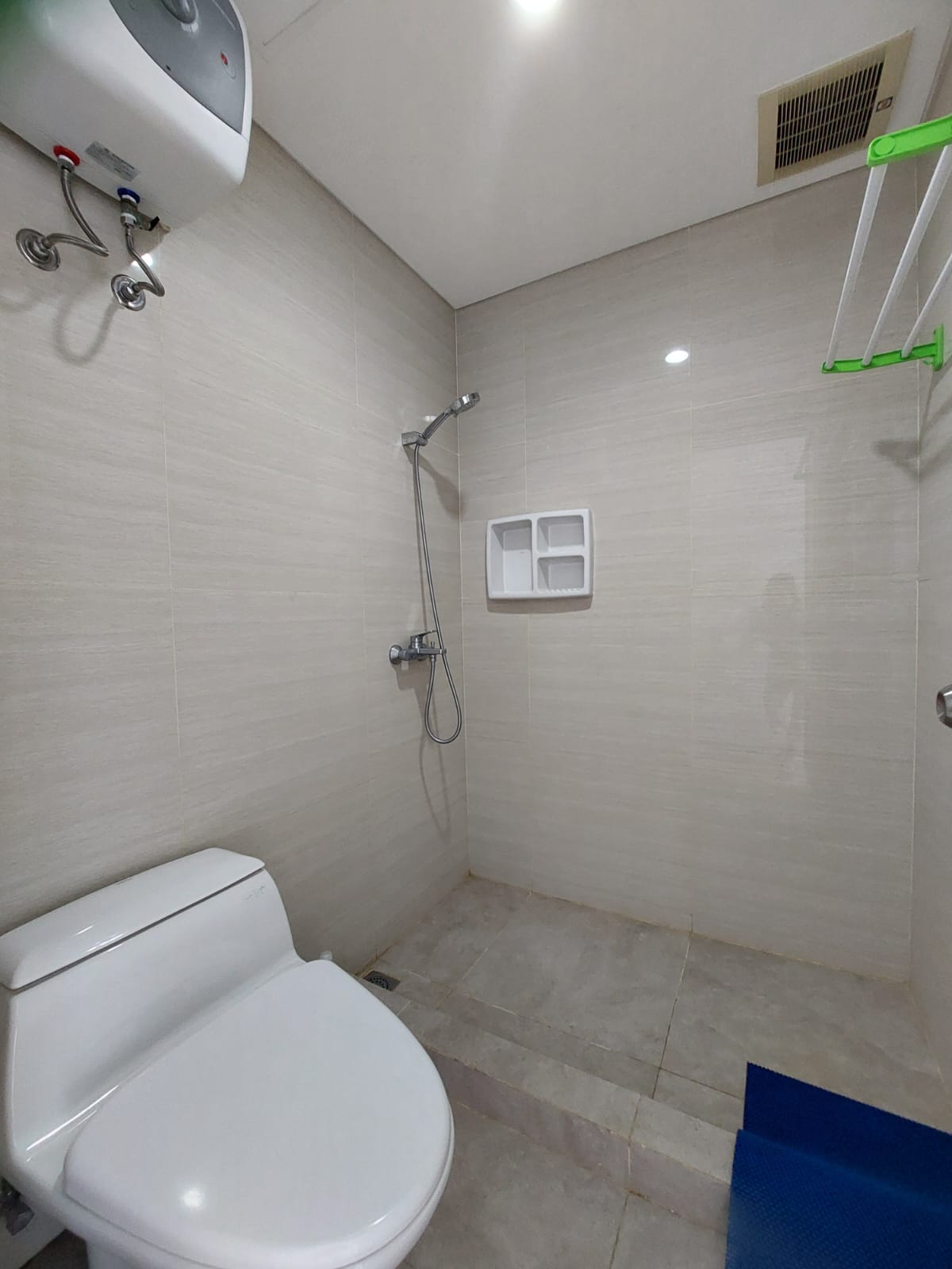 Sewa Cepat Grand Madison Condominium Type 2+1 BR di Jl. Letjen S.Parman Jakarta Barat (RR) - Foto 3