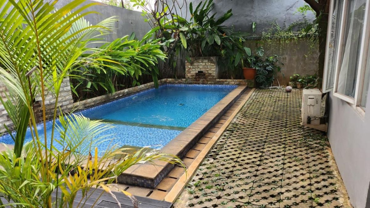 Dijual rumah Full Furnish ada Kolam Renang di Citra Indah City Jonggol Bogor - Foto 2